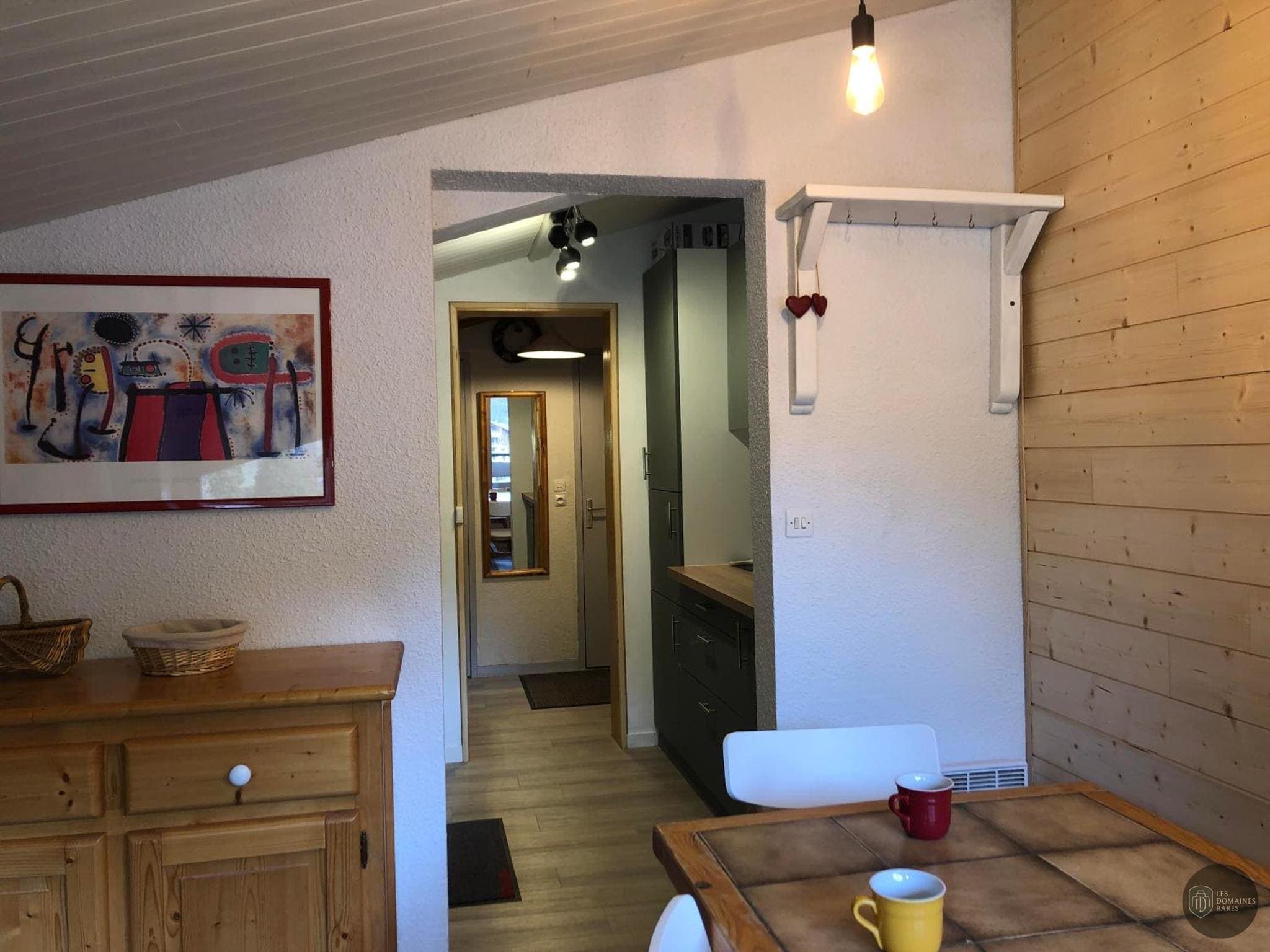 407 Restaurant — Restaurant