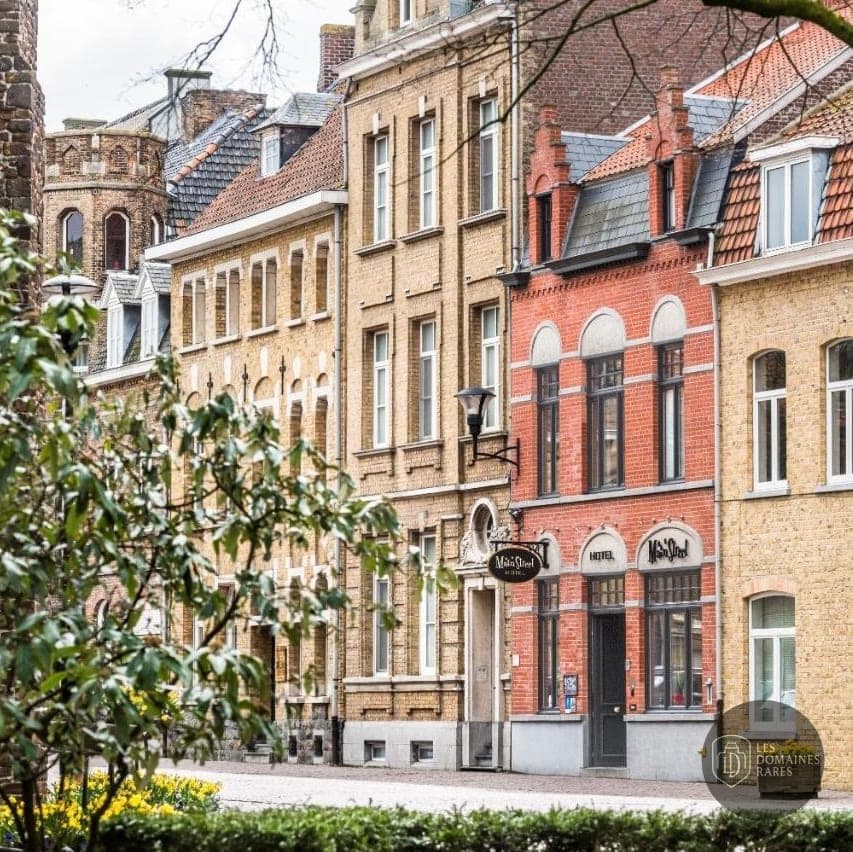 Vue extérieure du lieu 49R à Lille en Hauts-de-France