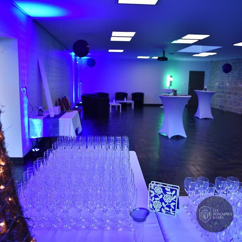 Salle de réunion 8 du lieu 75 Forest Avenue en Grand Est