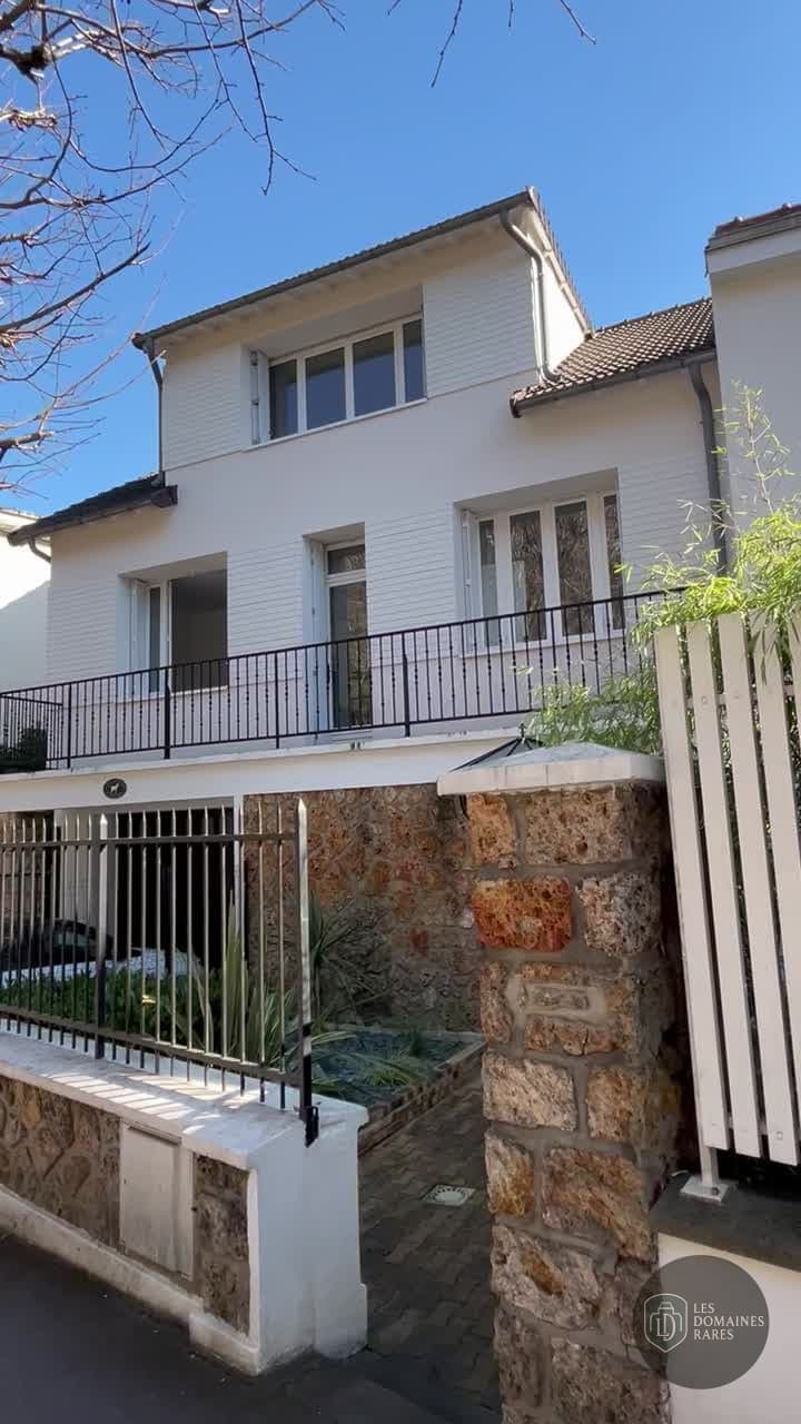 Vue extérieure du lieu AGAPEA Garnier en Île-de-France