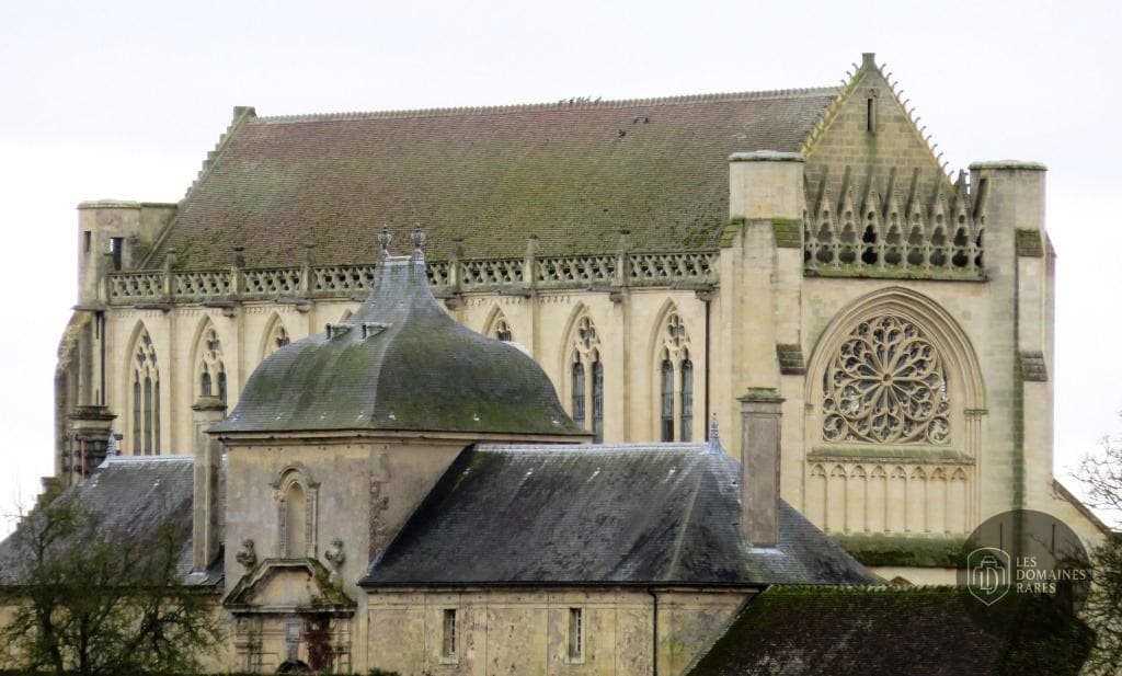 Vue extérieure de l'abbaye Abbaye d'Ardenne en Normandie
