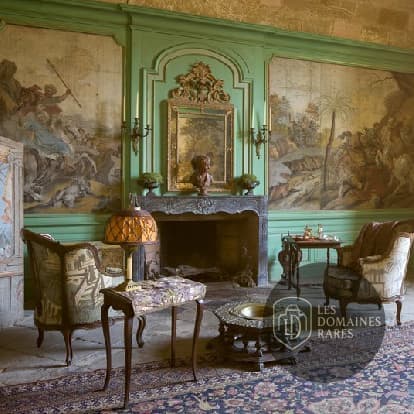 Espace intérieur de l'abbaye Abbaye de Fontfroide à Narbonne en Occitanie