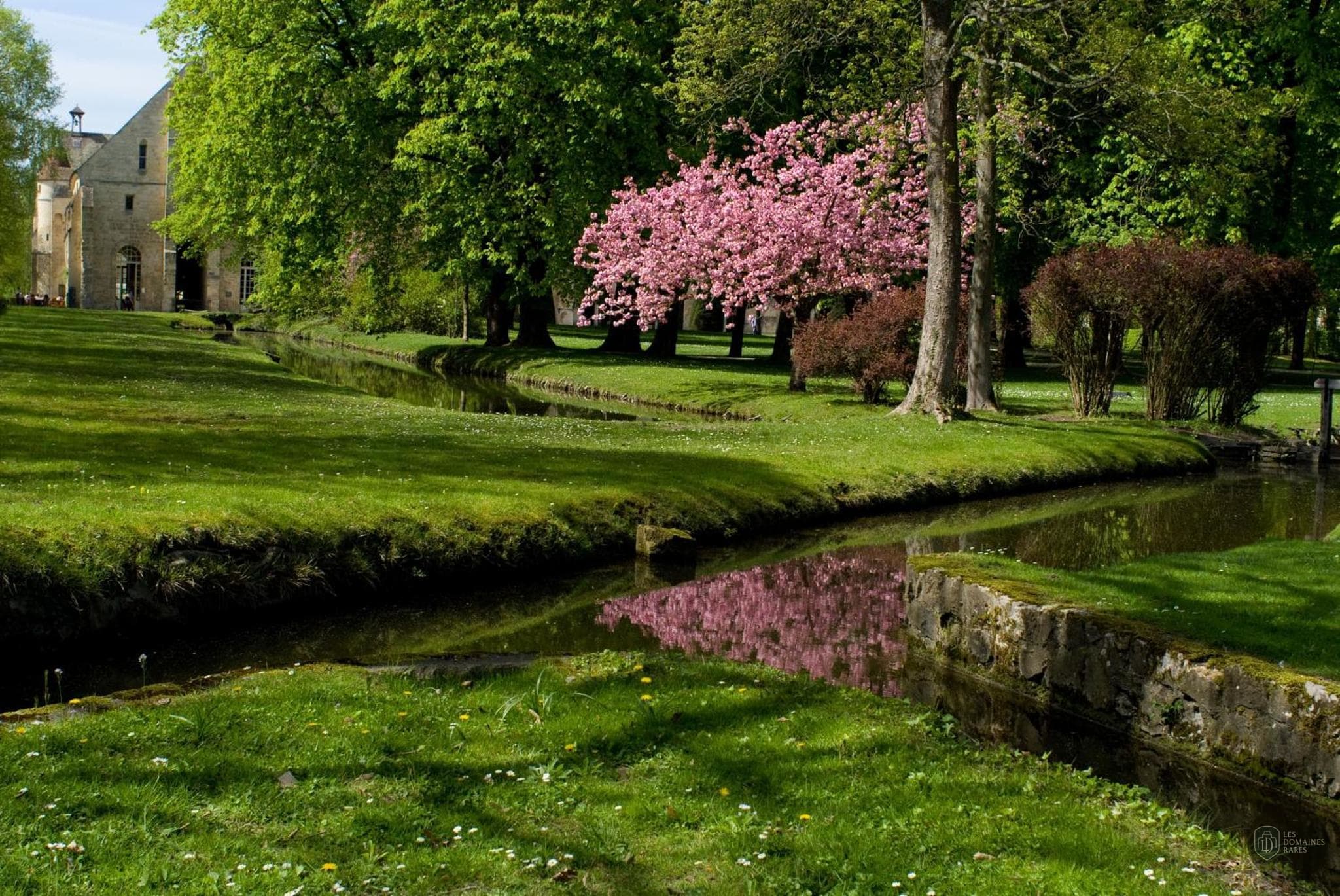 Vue extérieure de l'abbaye Abbaye de Royaumont en Île-de-France