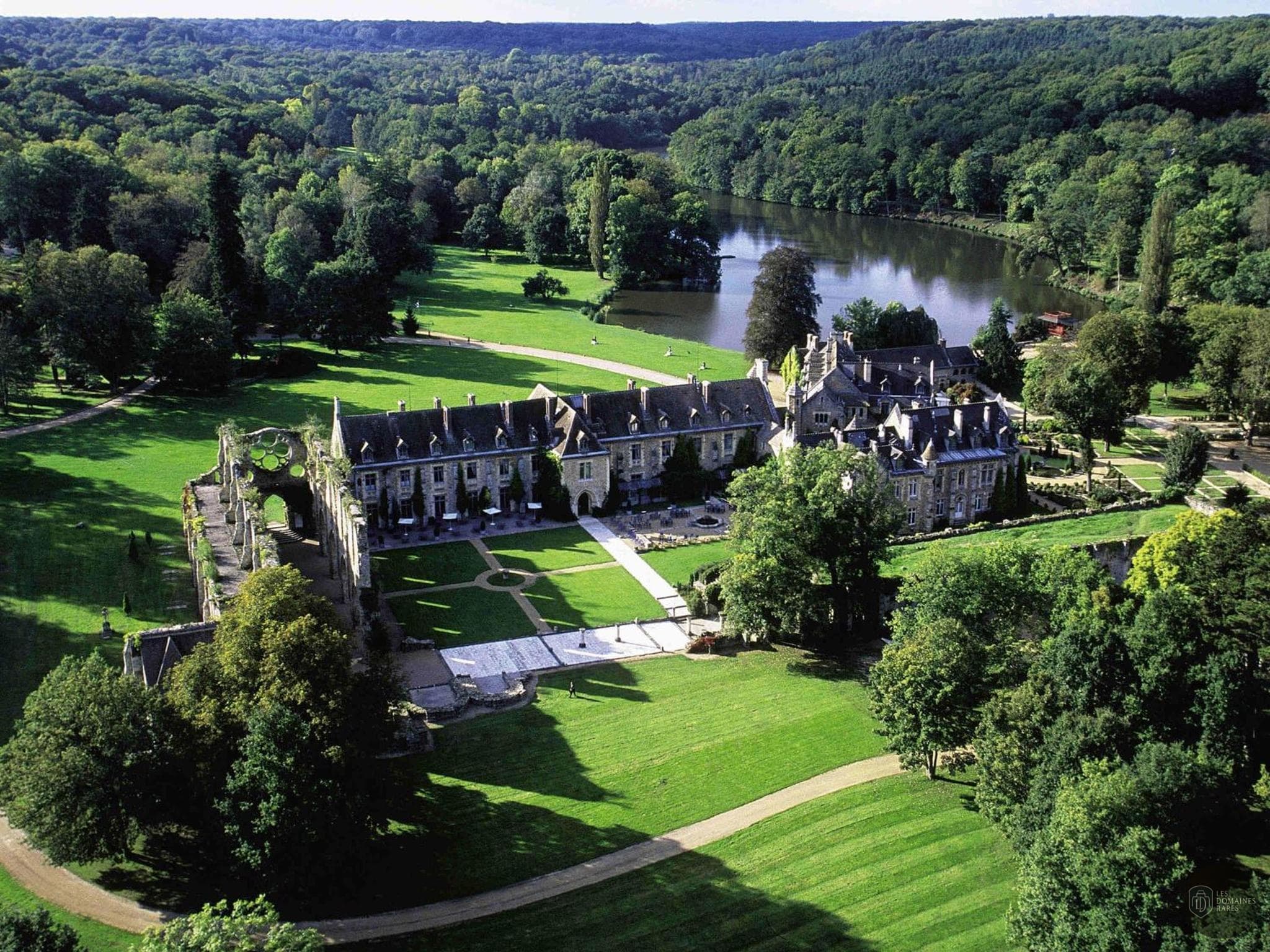 Abbaye de Valloires — Extérieur