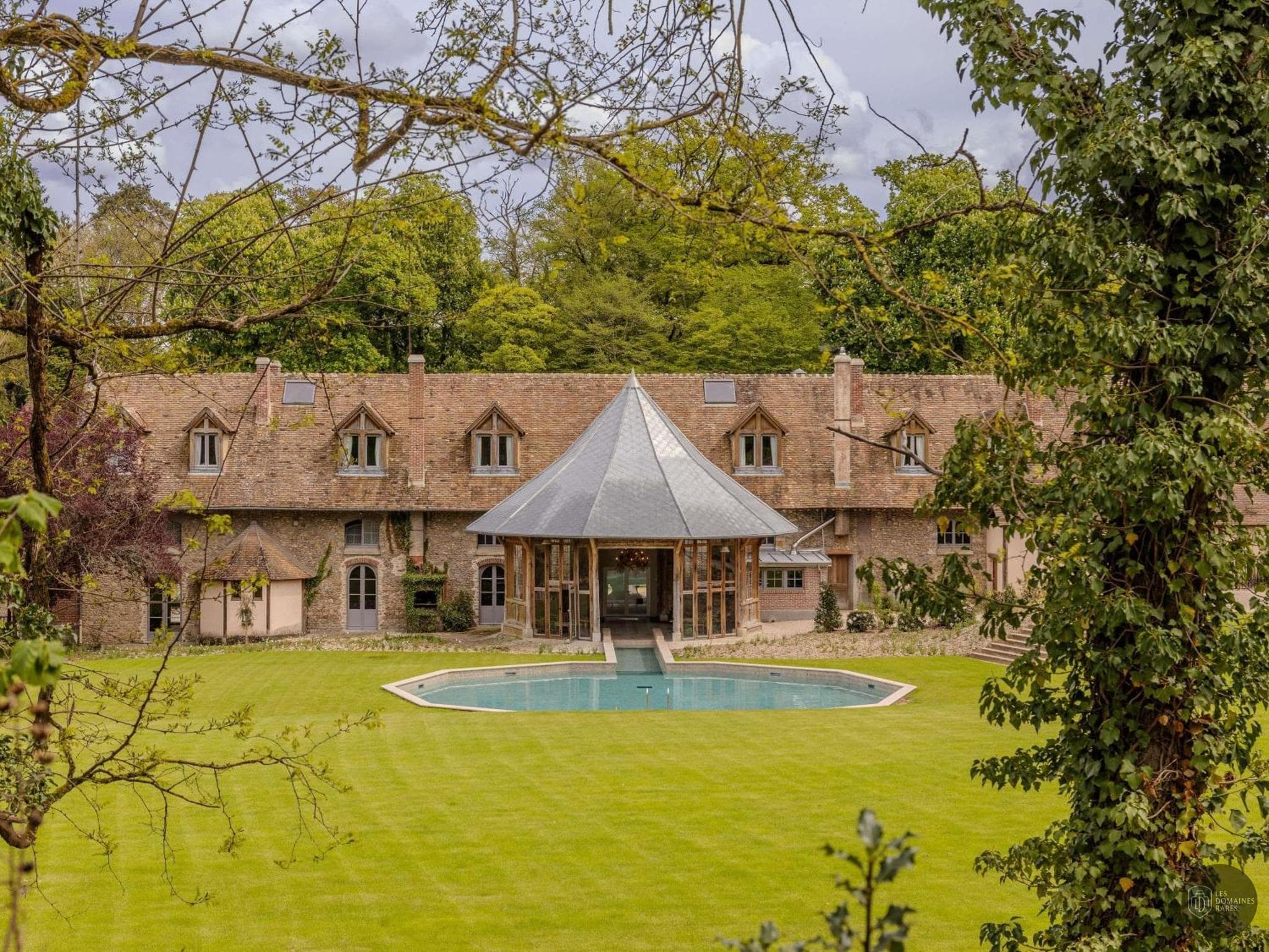 Abbaye de Valloires — Extérieur