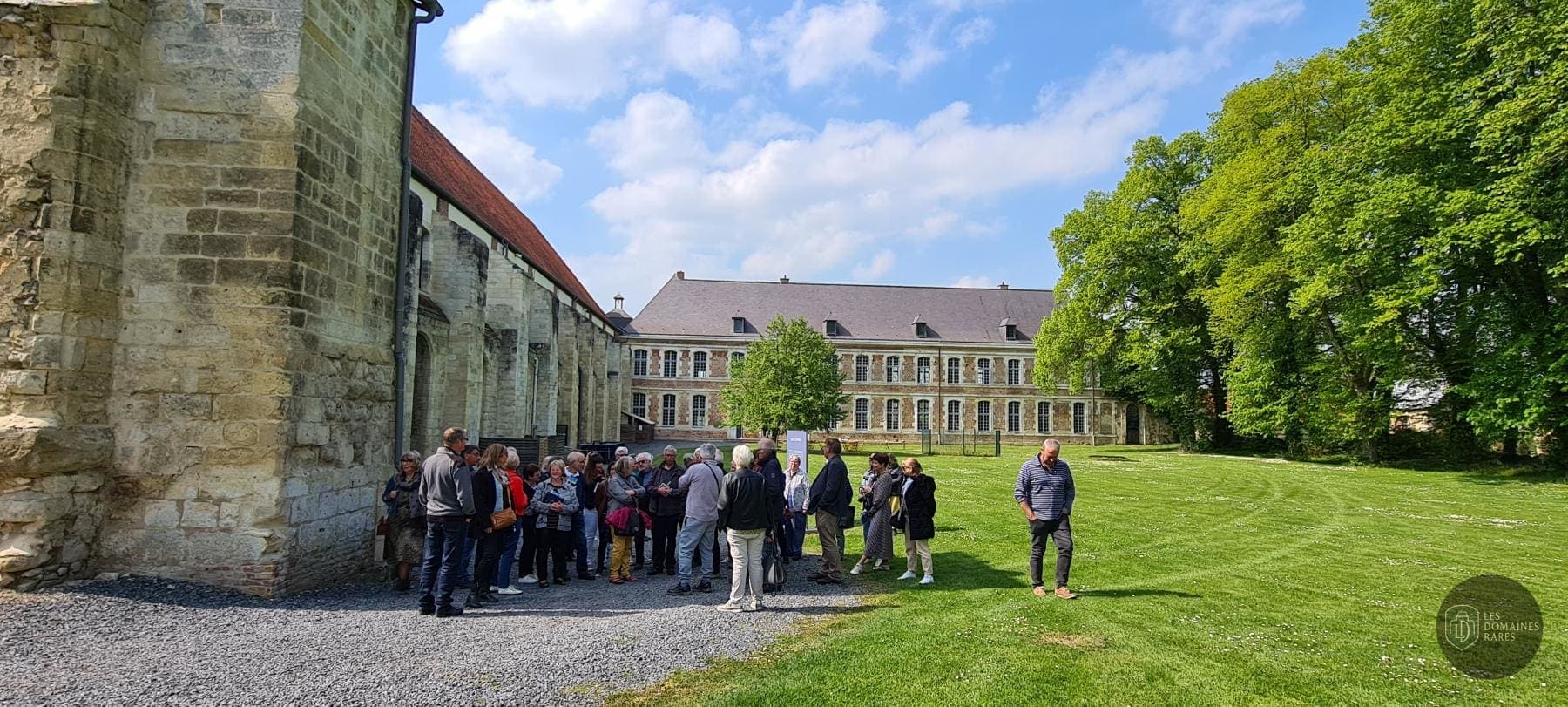 Vue extérieure de l'abbaye Abbaye de Vaucelles à Les en Hauts-de-France
