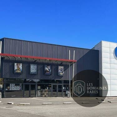 Vue extérieure du lieu Act'Office à Laval en Pays de la Loire