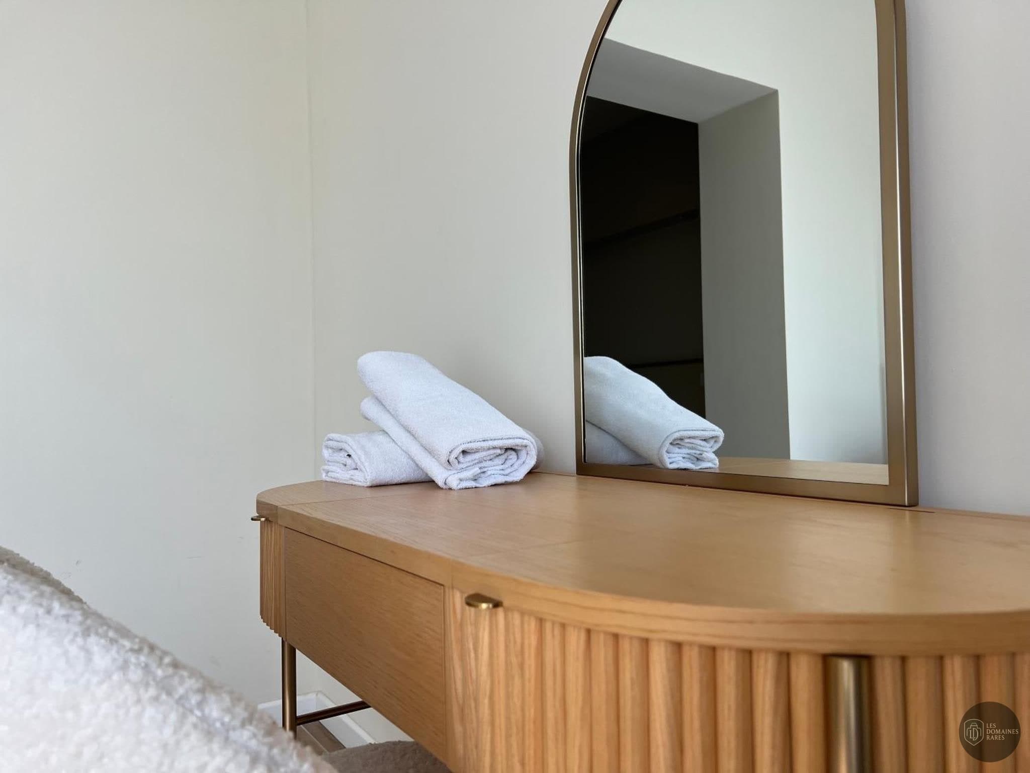 Vue extérieure de l'hôtel Adonis Sanary en Provence-Alpes-Côte d'Azur