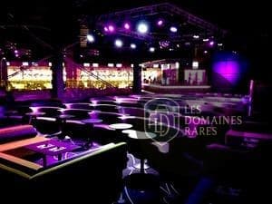 Espace intérieur du lieu Ak Bowling à Maurepas en Île-de-France