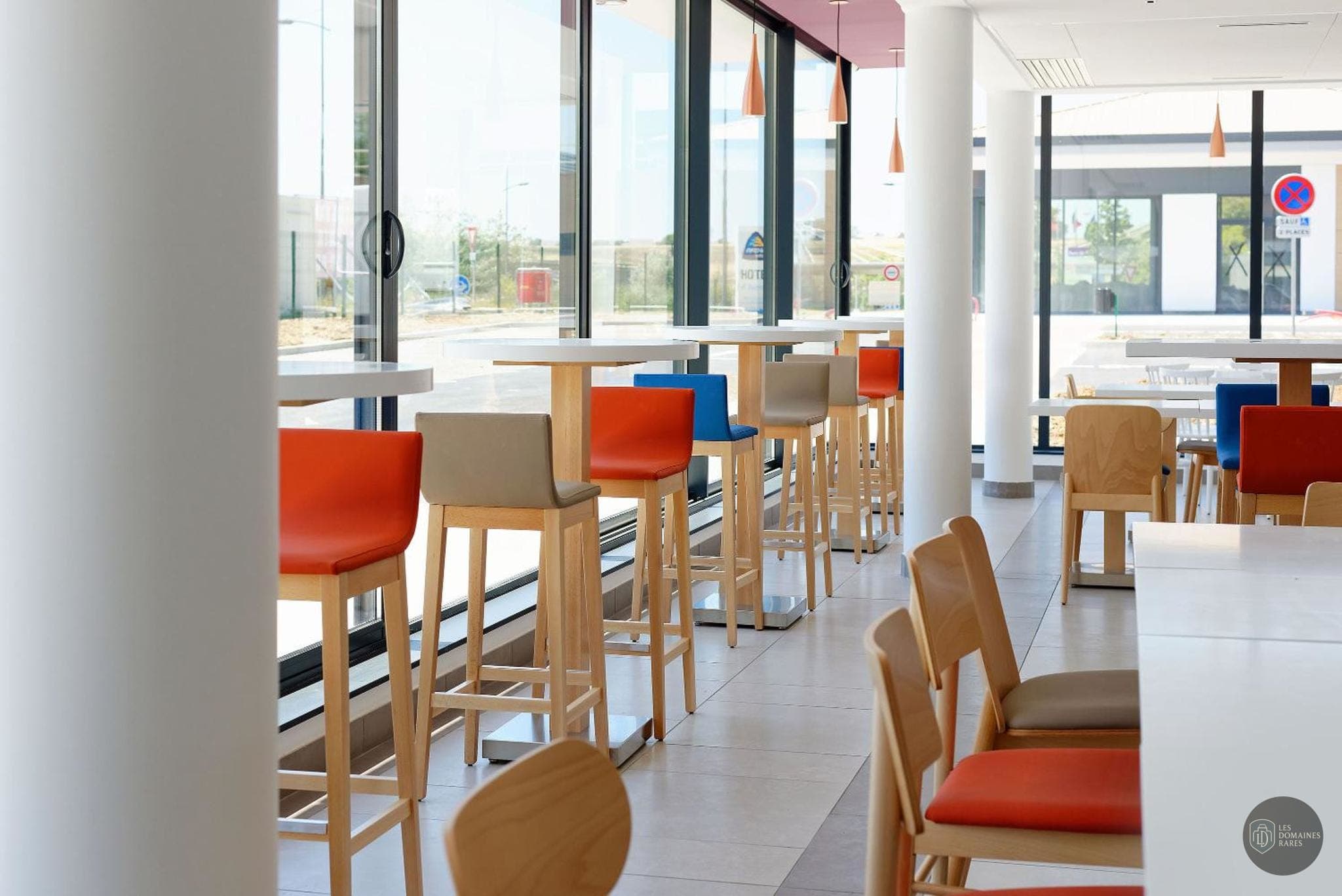 Espace intérieur de l'hôtel Akena Besançon en Bourgogne-Franche-Comté