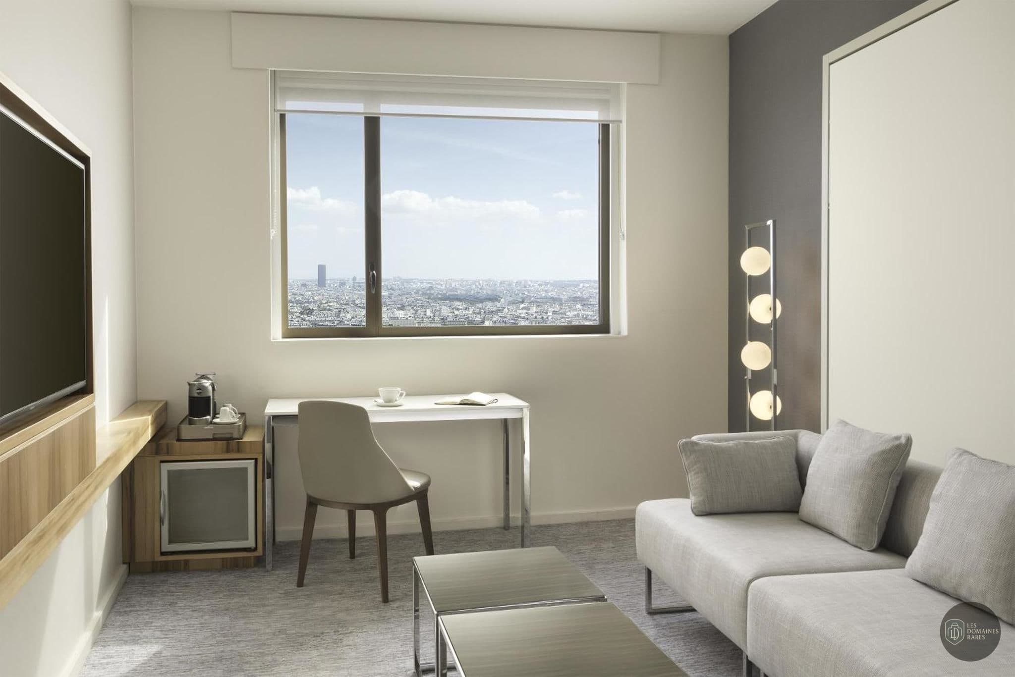 Espace intérieur de l'auberge Alac Etoile à Paris en Île-de-France