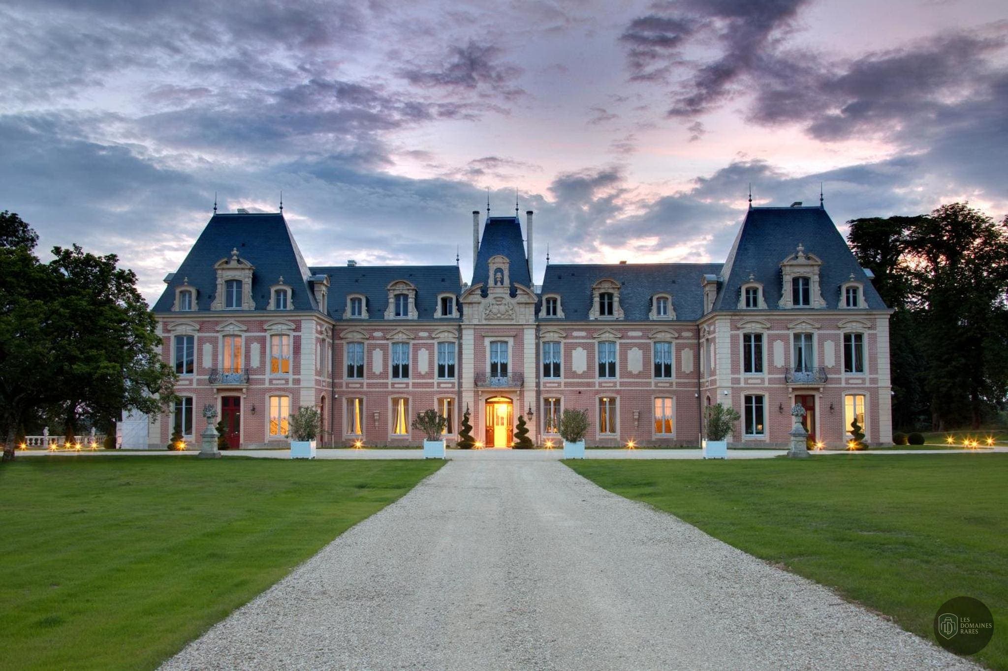 Vue extérieure du lieu Alexandra Palace en Nouvelle-Aquitaine