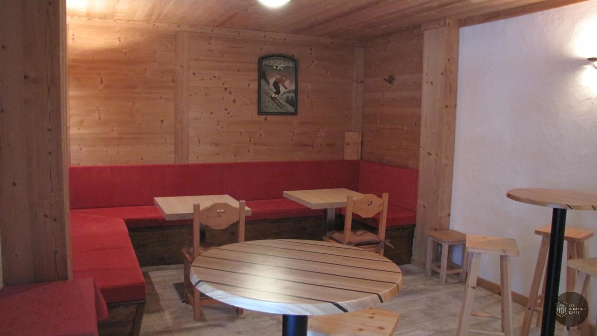 Espace intérieur de l'hôtel Alpen Roc à La en Auvergne-Rhône-Alpes