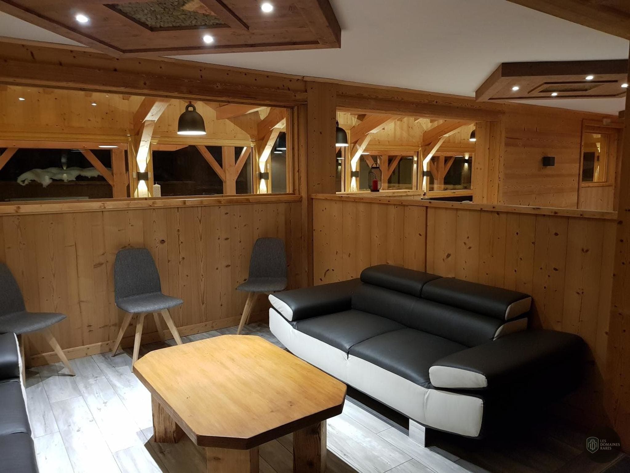 Espace intérieur de l'hôtel Alpen Roc à La en Auvergne-Rhône-Alpes