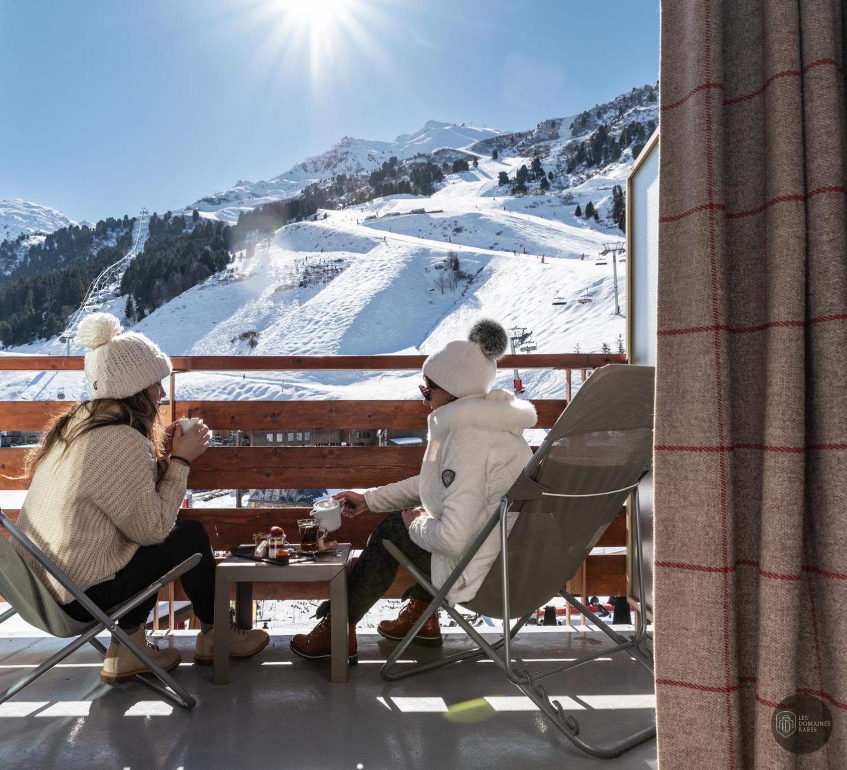 Vue extérieure de l'hôtel Alpen Ruitor à Les en Auvergne-Rhône-Alpes
