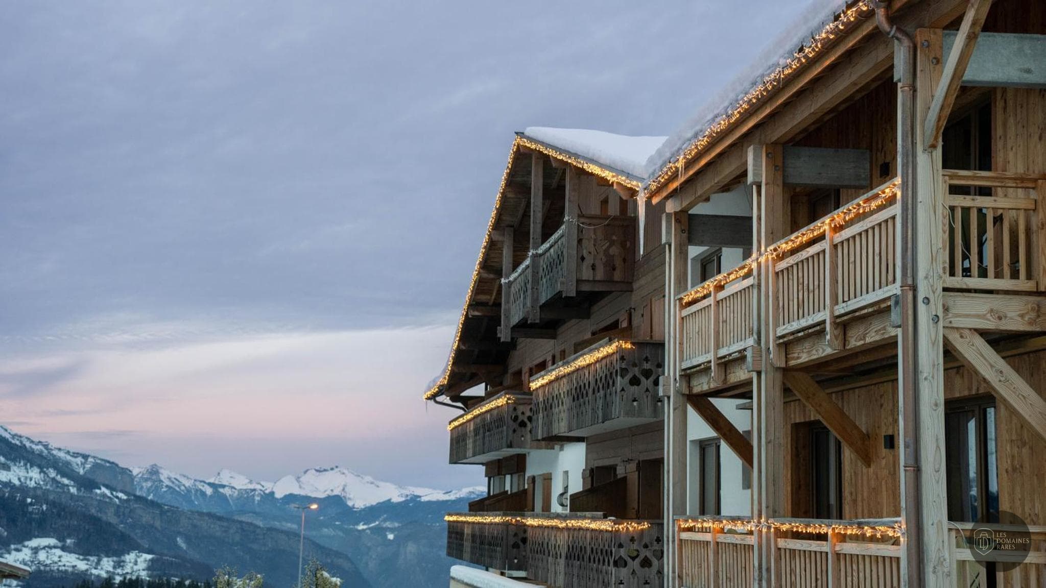 Vue extérieure de l'hôtel Alpen Valley à Combloux en Auvergne-Rhône-Alpes