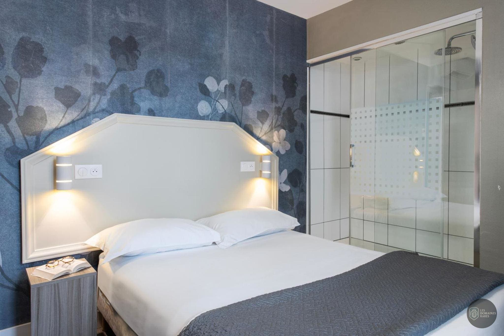 Chambre de l'hôtel Ambassadeur Hôtel à Cherbourg en Normandie
