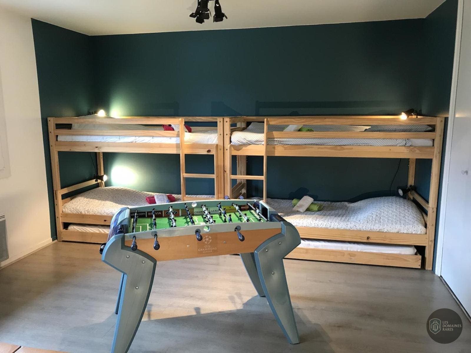 Chambre de l'espace de coworking Annecy Bureaux Services à Annecy en Auvergne-Rhône-Alpes