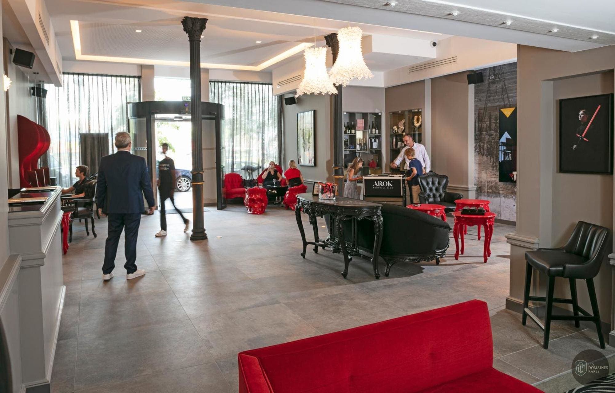 Arok Hôtel — Extérieur