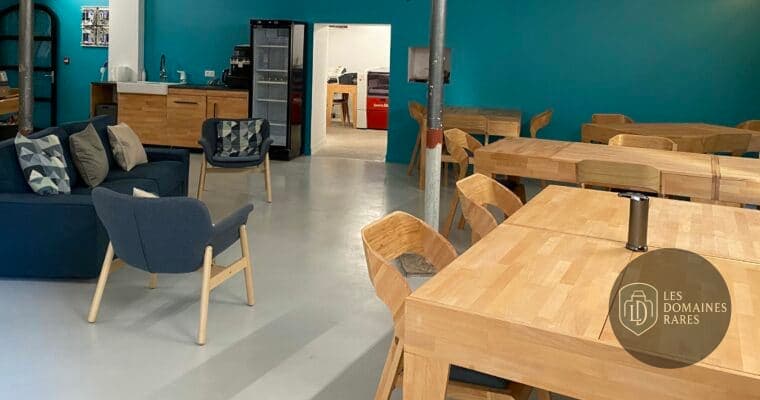 Espace intérieur de l'auberge Artilect en Occitanie
