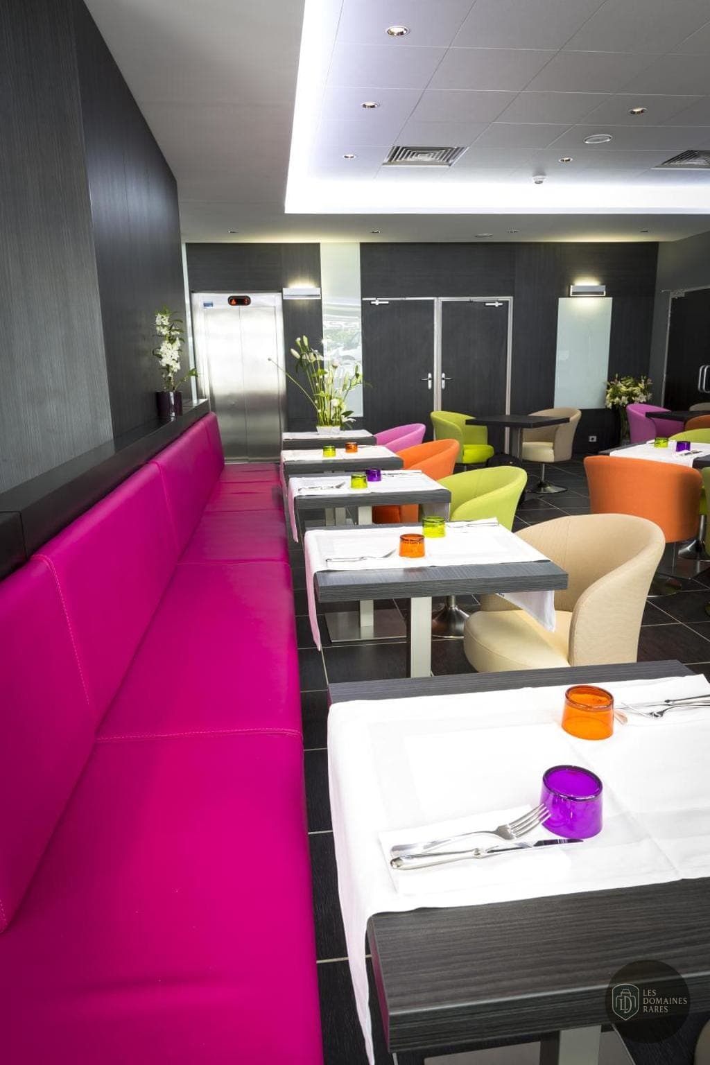 Espace intérieur de l'hôtel Astrid Hôtel à Lourdes en Occitanie