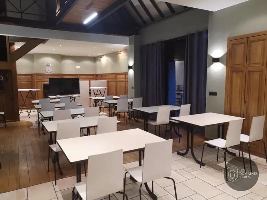 Salle de réunion 5 du lieu Au 751 à Mérignies en Hauts-de-France