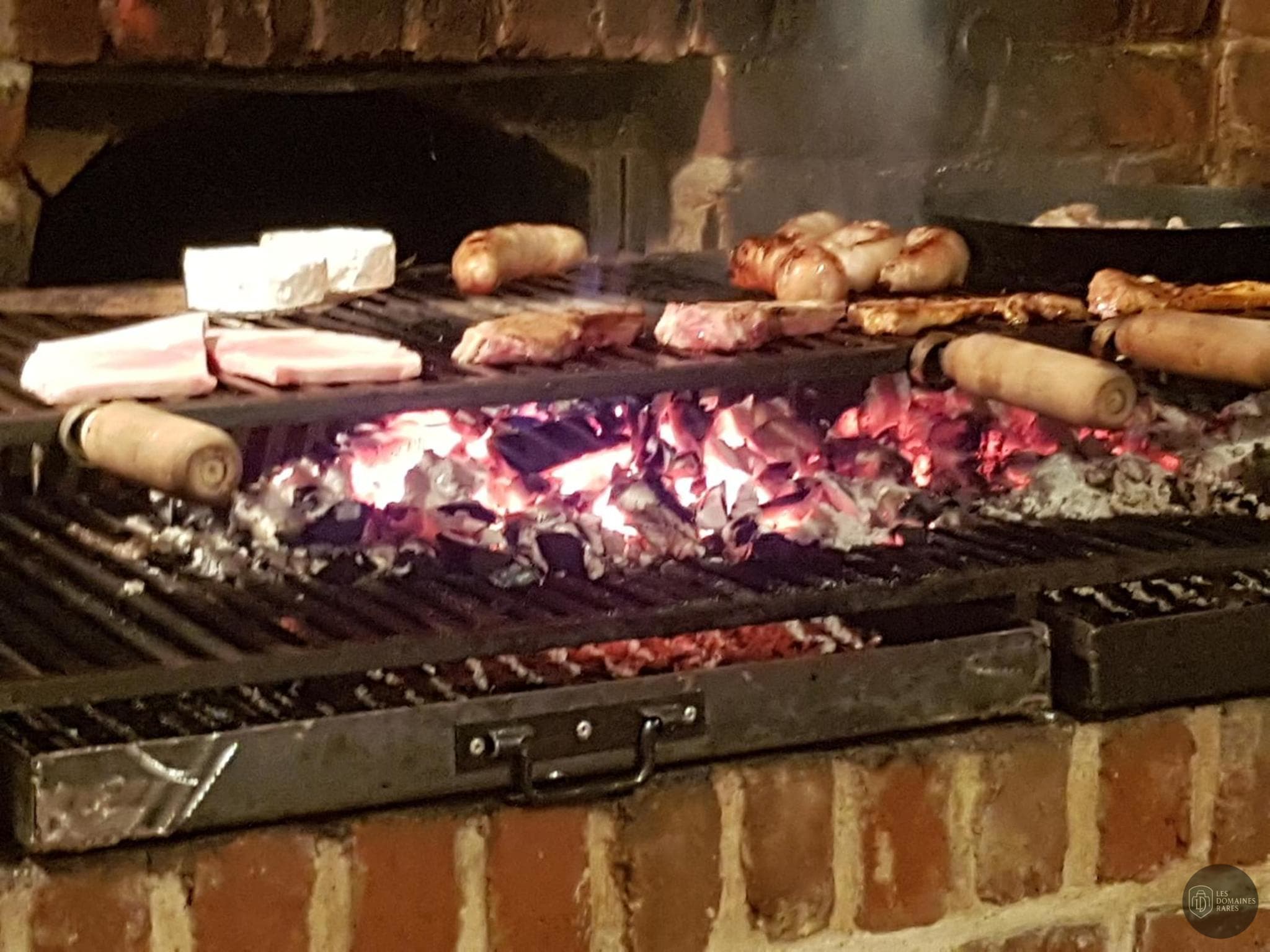 Vue extérieure du lieu Au Cheval Noir à Hoenheim en Grand Est