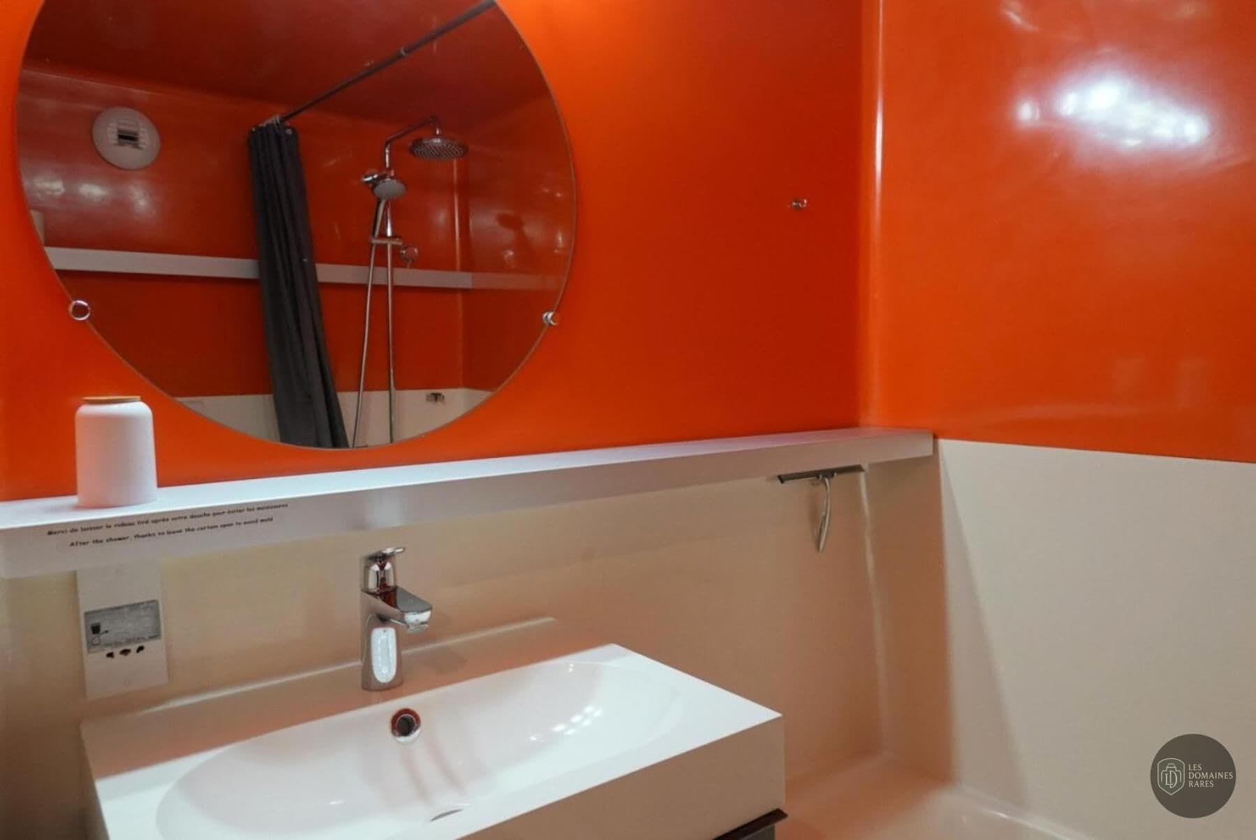 Salle de bain du lieu Au Kilhou Koz Bowling à Le en Bretagne
