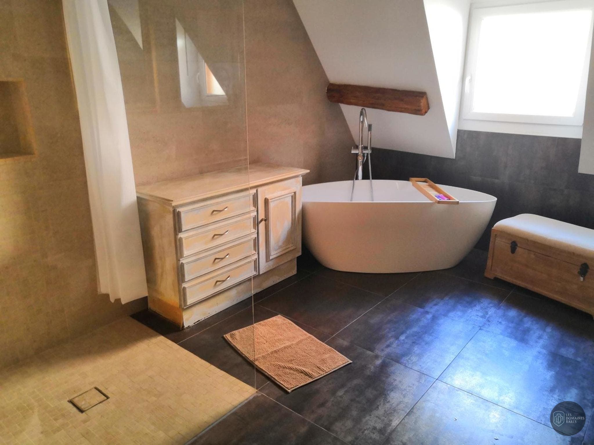Salle de bain du lieu Au Prince Grenouille à Ligre en Centre-Val de Loire