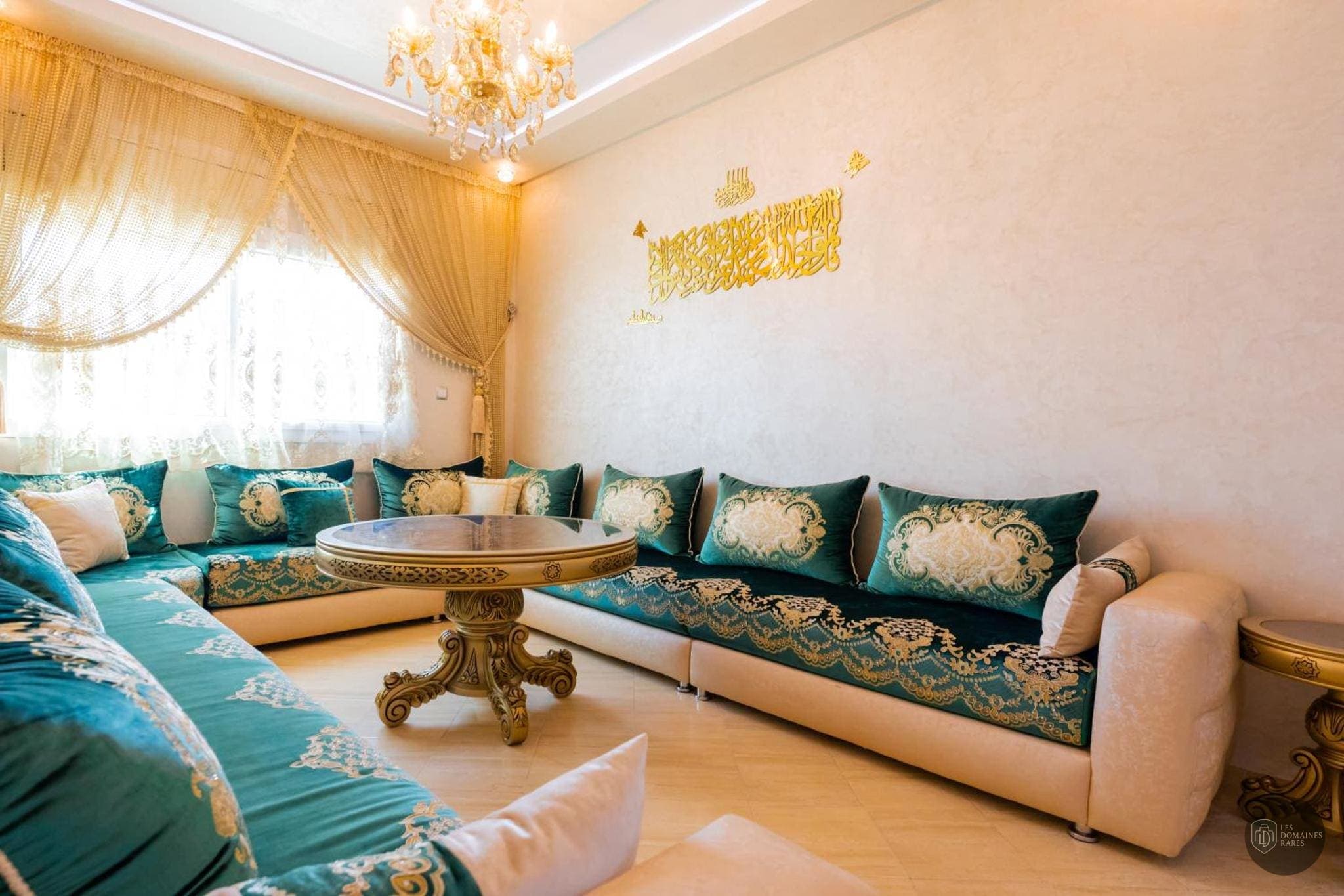 Espace intérieur du lieu Au Soleil du Maroc à Orsay en Île-de-France