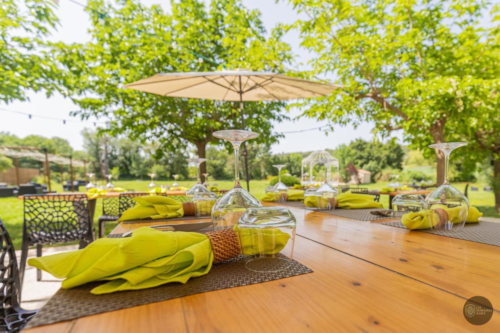 Vue extérieure du domaine Auberge Gardoise à Vallérargues en Occitanie