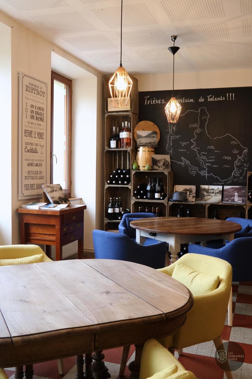Espace intérieur de l'auberge Auberge Grand Maison à Meaucé en Centre-Val de Loire