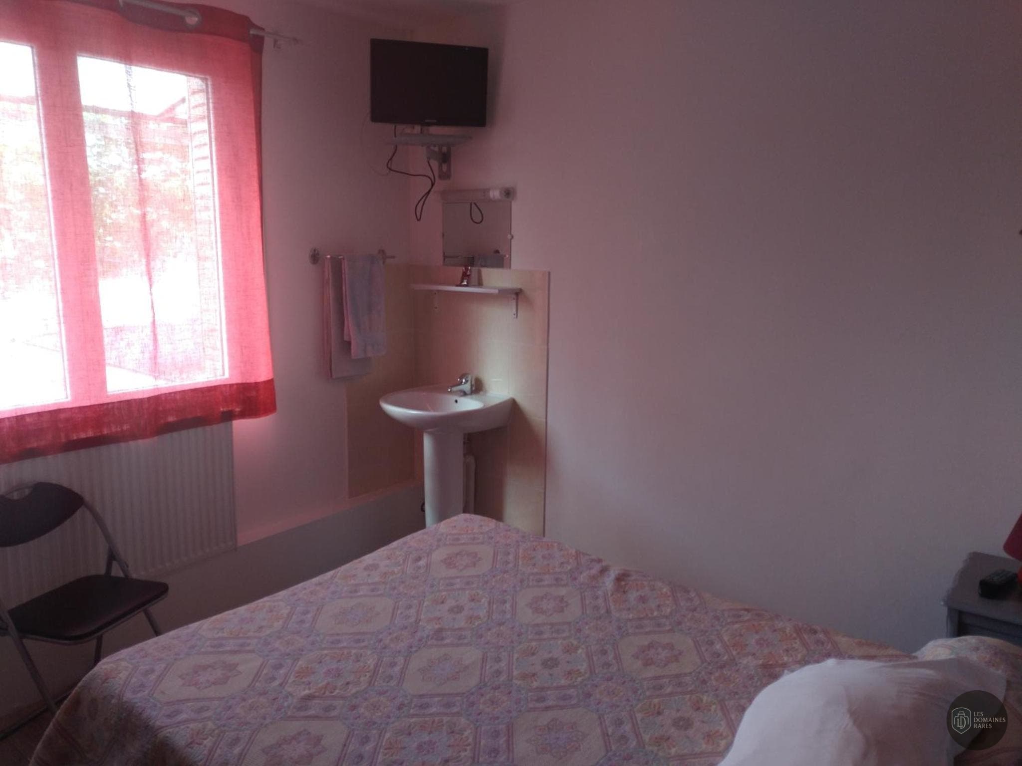 Chambre du moulin Auberge Le Moulin du Plain à Goumois en Bourgogne-Franche-Comté - séminaire goumois