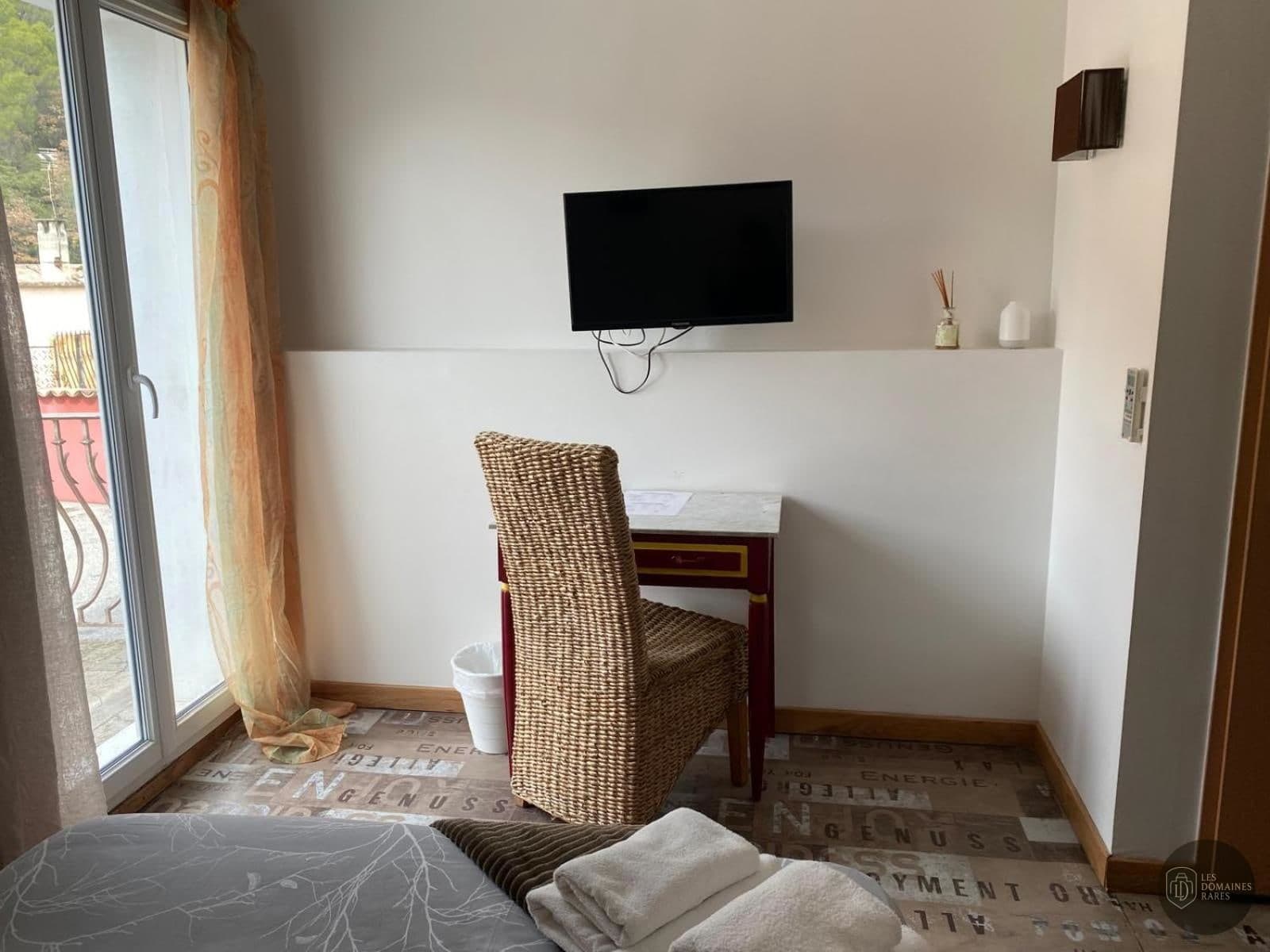 Vue extérieure de l'auberge Auberge Les Galets à Peyruis en Provence-Alpes-Côte d'Azur