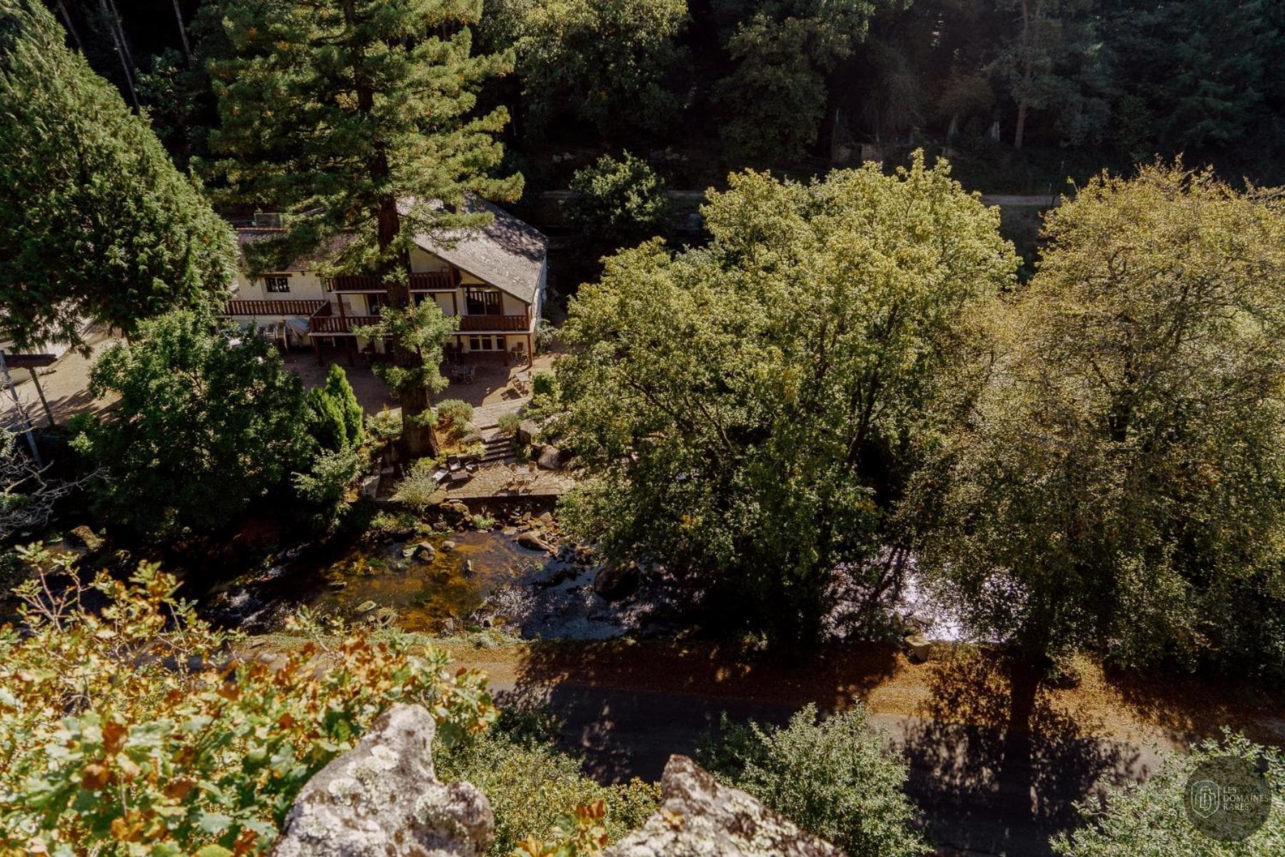 Vue extérieure de l'auberge Auberge Pont Calleck à Inguiniel en Bretagne