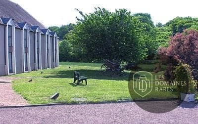 Vue extérieure de l'auberge Auberge de Bourgogne à Tonnerre en Bourgogne-Franche-Comté
