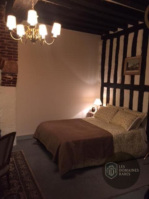 Chambre de l'auberge Auberge de Villechaume en Centre-Val de Loire