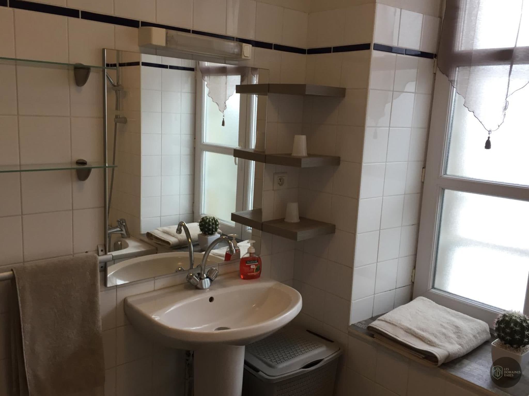 Salle de bain de l'auberge Auberge de la Tour à Marcoles en Auvergne-Rhône-Alpes