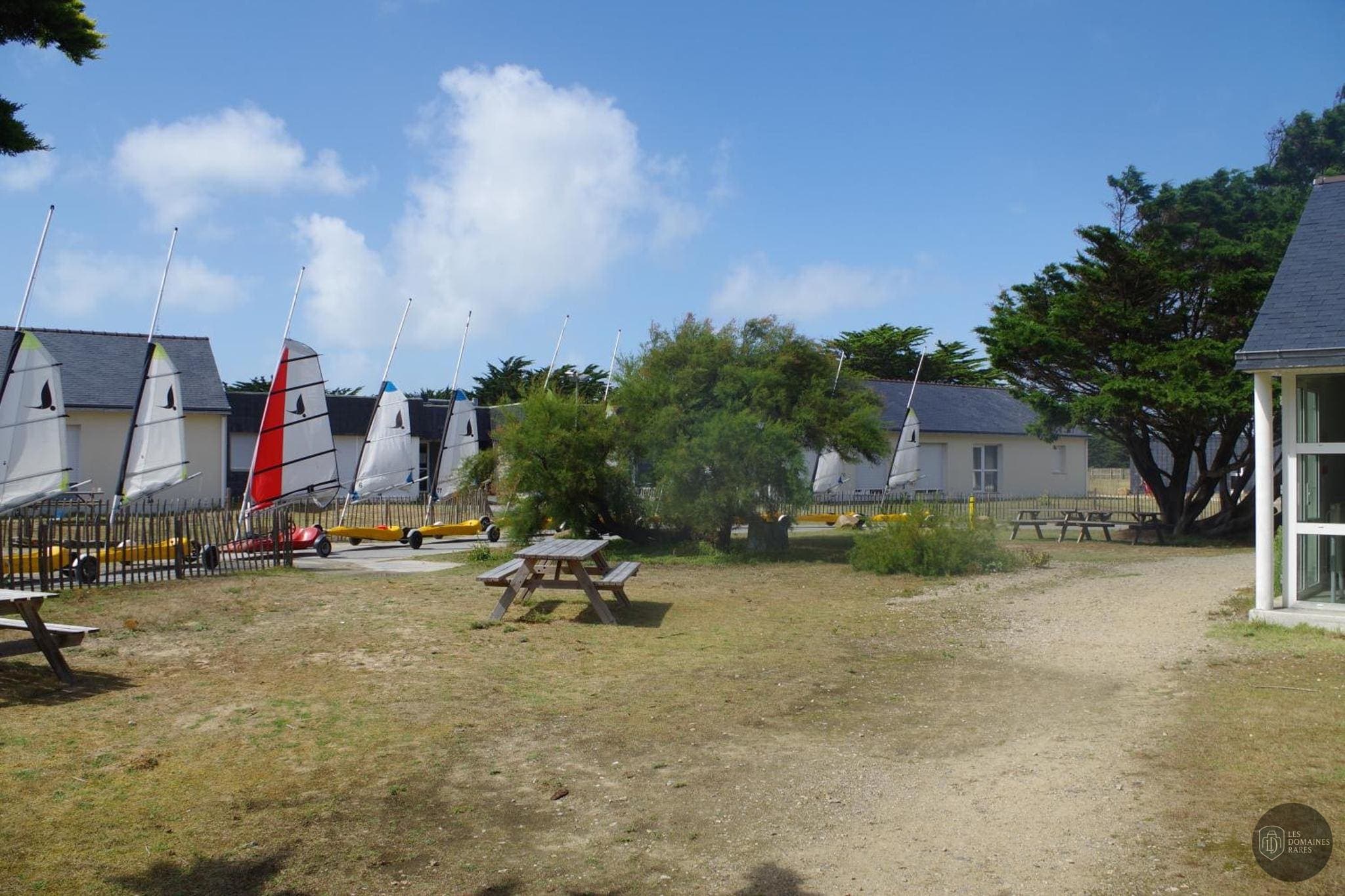 Vue extérieure de l'auberge Auberge des Dunes en Bretagne