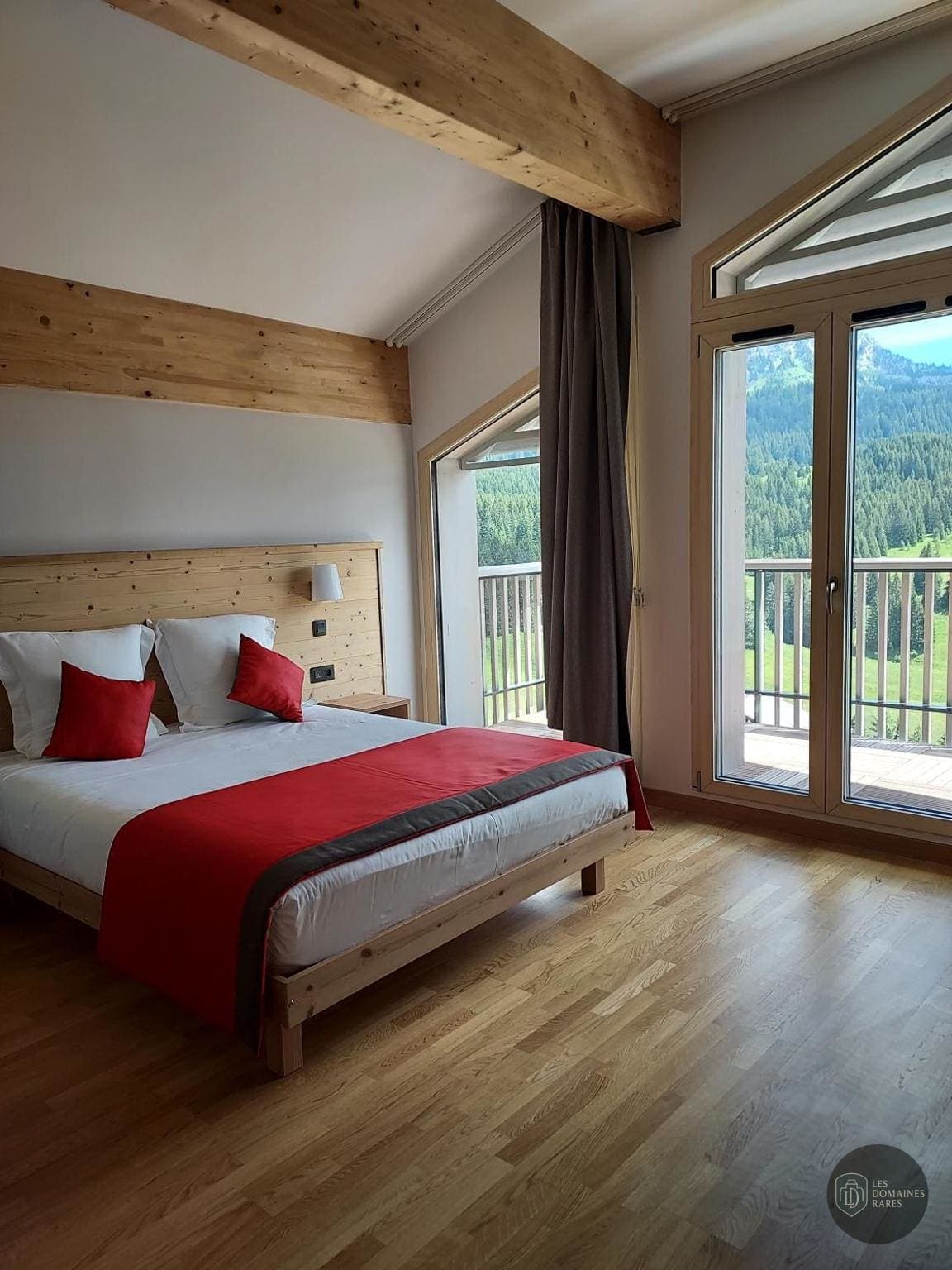 Chambre de l'hôtel Auberge des Glières en Auvergne-Rhône-Alpes - séminaire haute-savoie