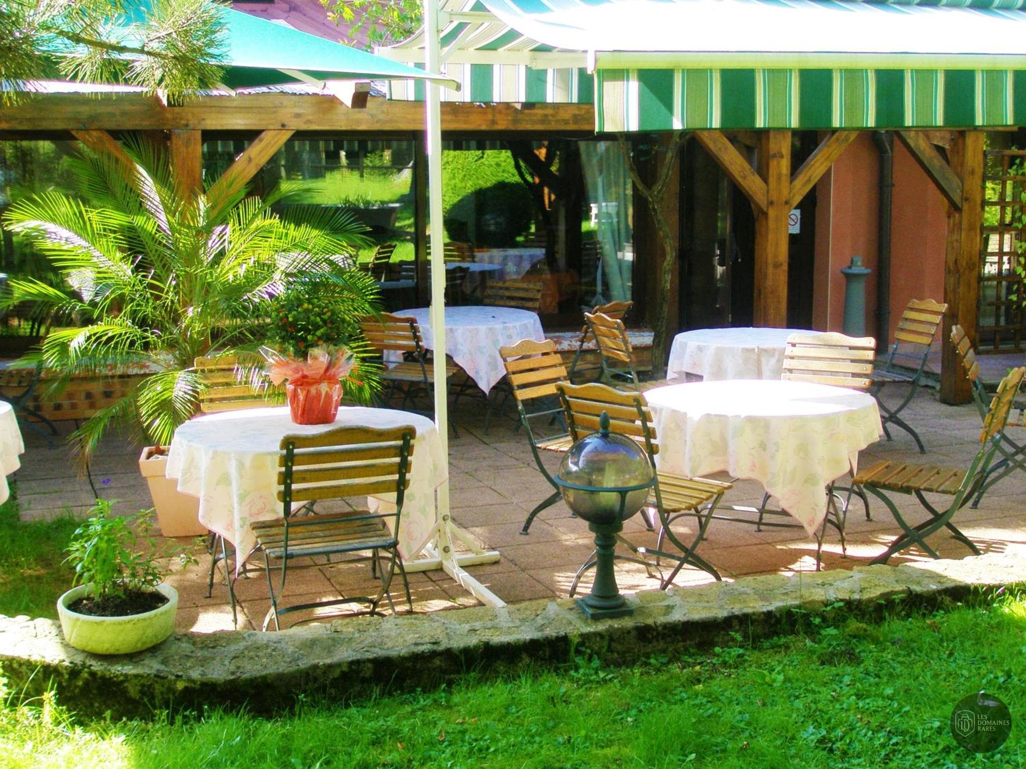 Vue extérieure de l'auberge Auberge des Gourmets à Gien en Centre-Val de Loire
