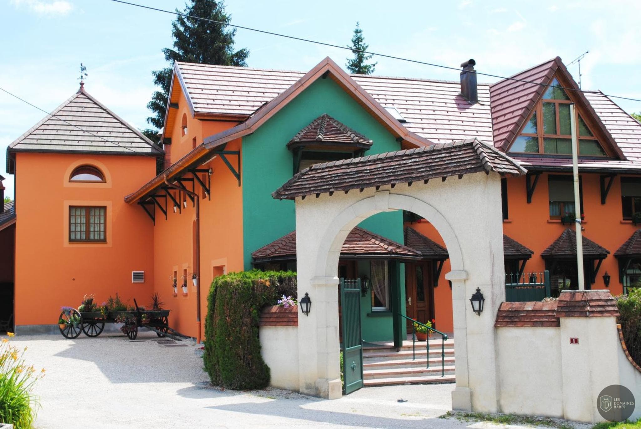 Vue extérieure de l'auberge Auberge des Gourmets à Gien en Centre-Val de Loire