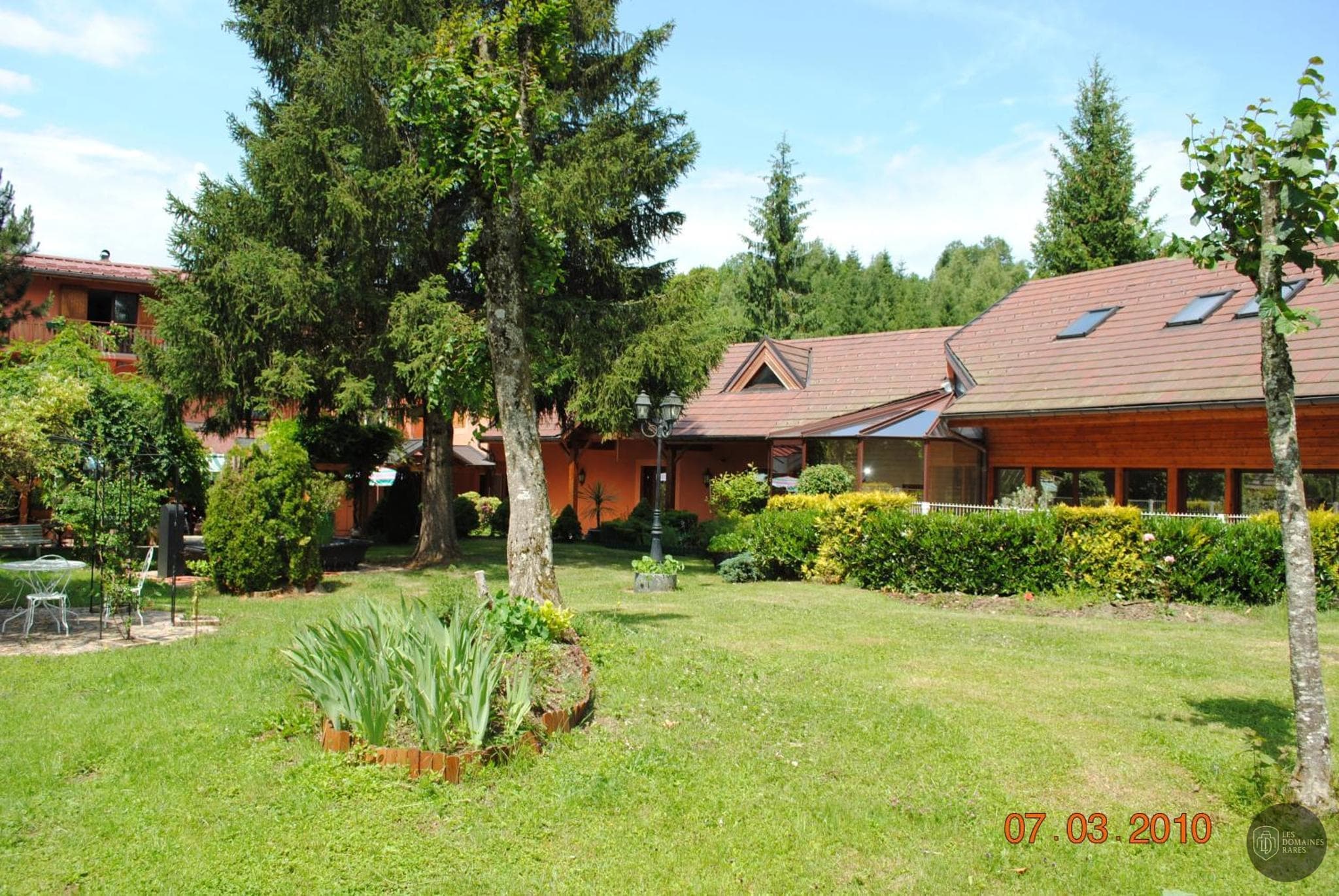 Vue extérieure de l'auberge Auberge des Gourmets à Gien en Centre-Val de Loire