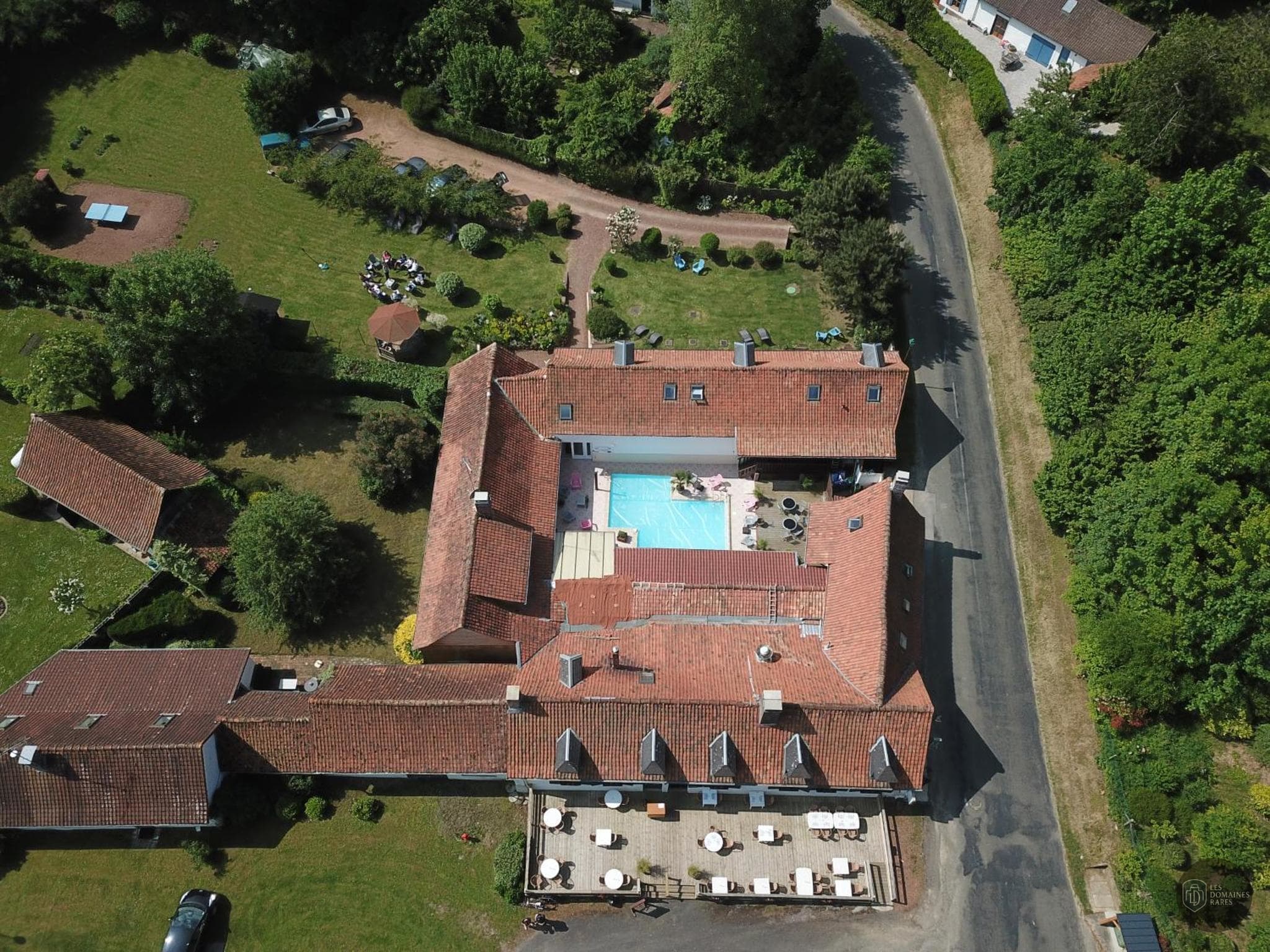 Vue extérieure de l'auberge Auberge du Tilleul à Hem en Hauts-de-France