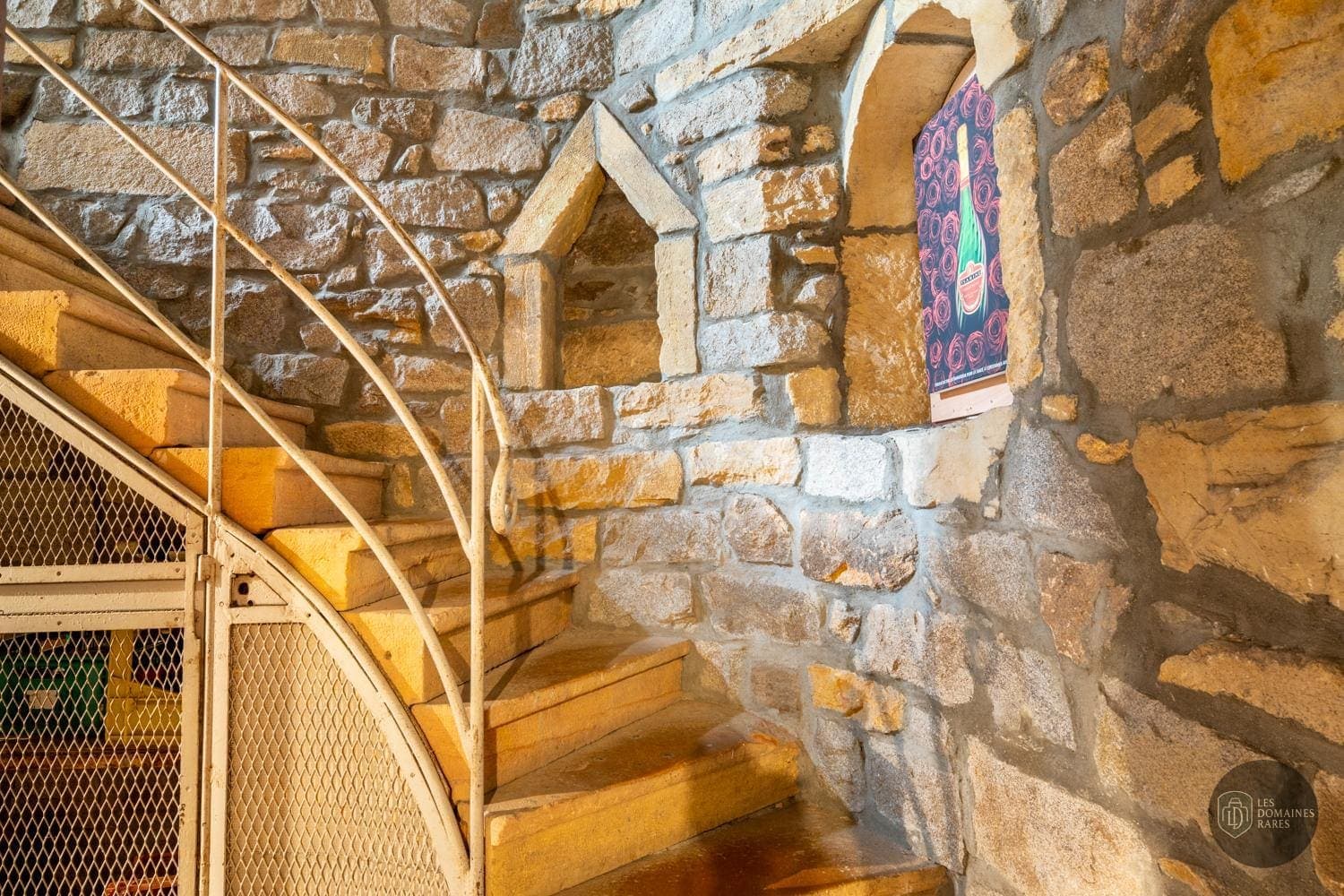 Vue de l'hôtel Aux Prisons à Montagny en Auvergne-Rhône-Alpes