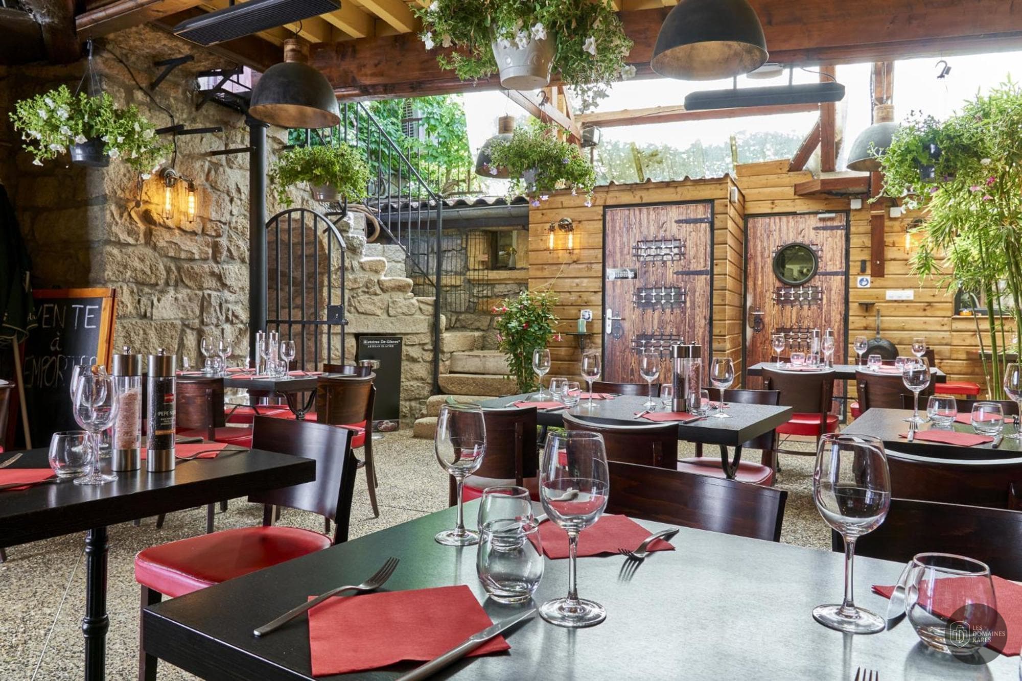 Restaurant de l'hôtel Aux Prisons à Montagny en Auvergne-Rhône-Alpes