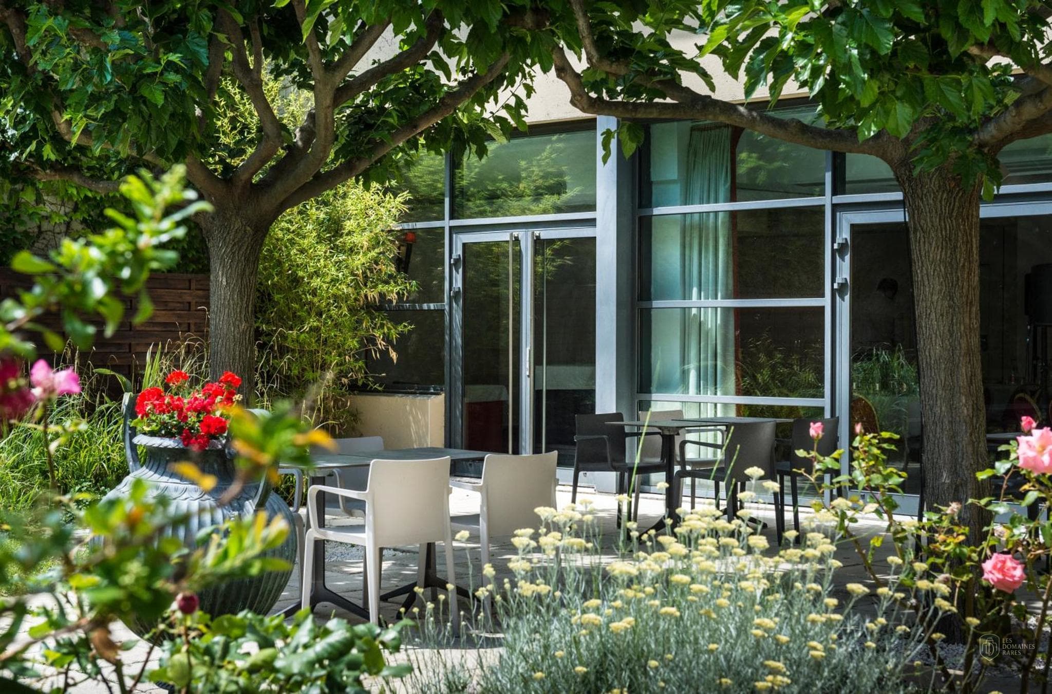 Vue extérieure de l'hôtel Avignon Grand Hotel à Avignon en Provence-Alpes-Côte d'Azur