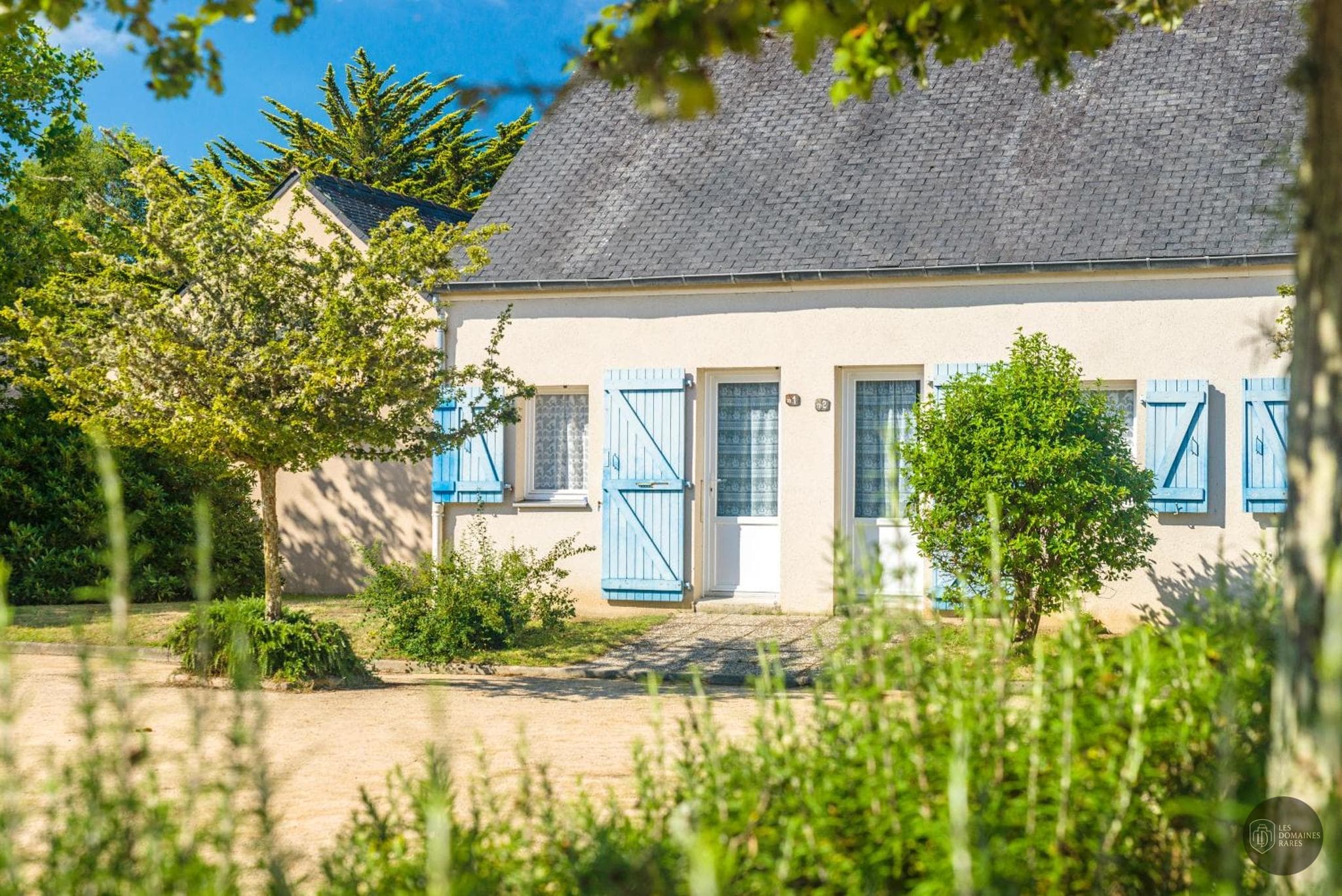 Vue extérieure du lieu Azureva Kerjouanno en Bretagne