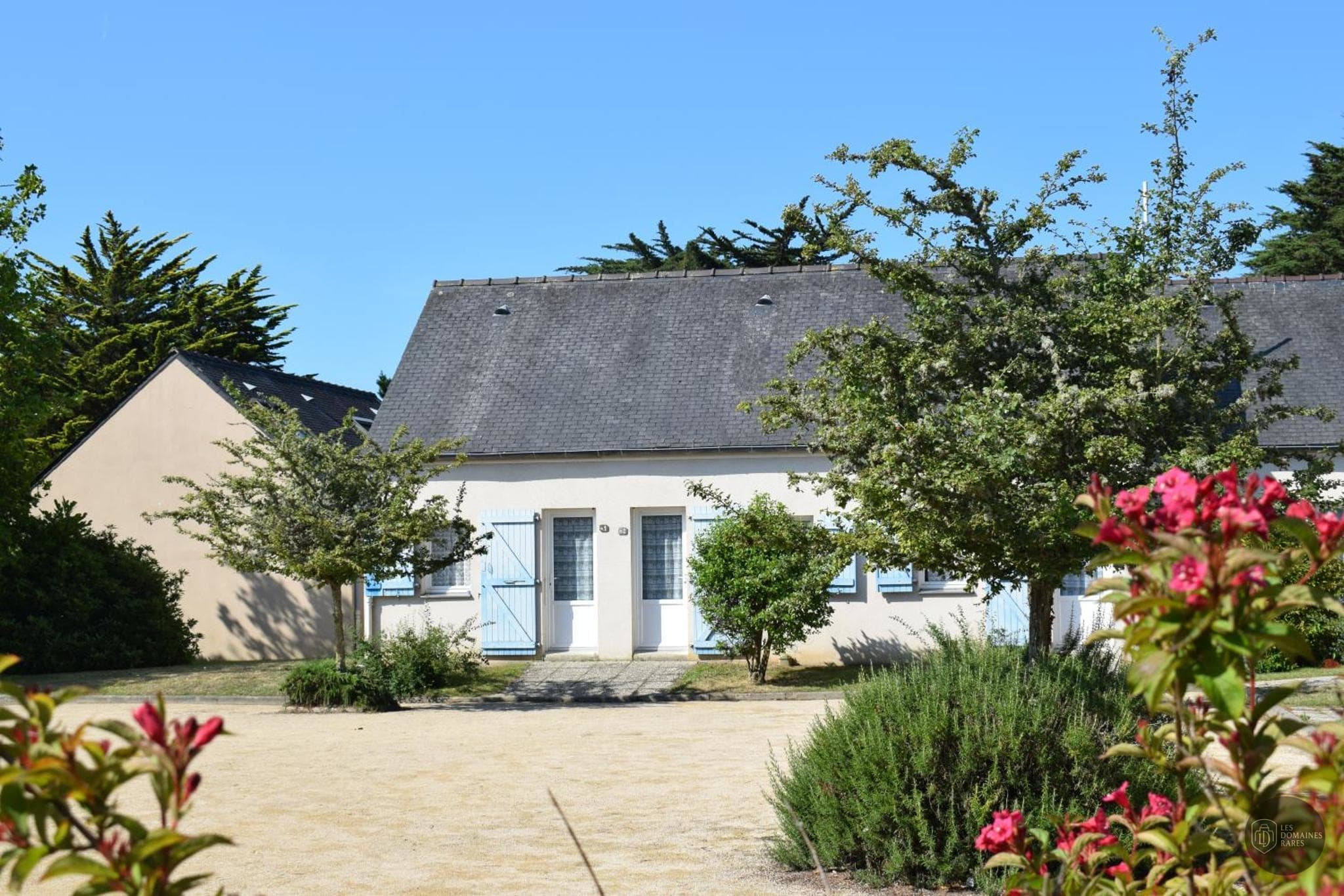 Vue extérieure du lieu Azureva Kerjouanno en Bretagne