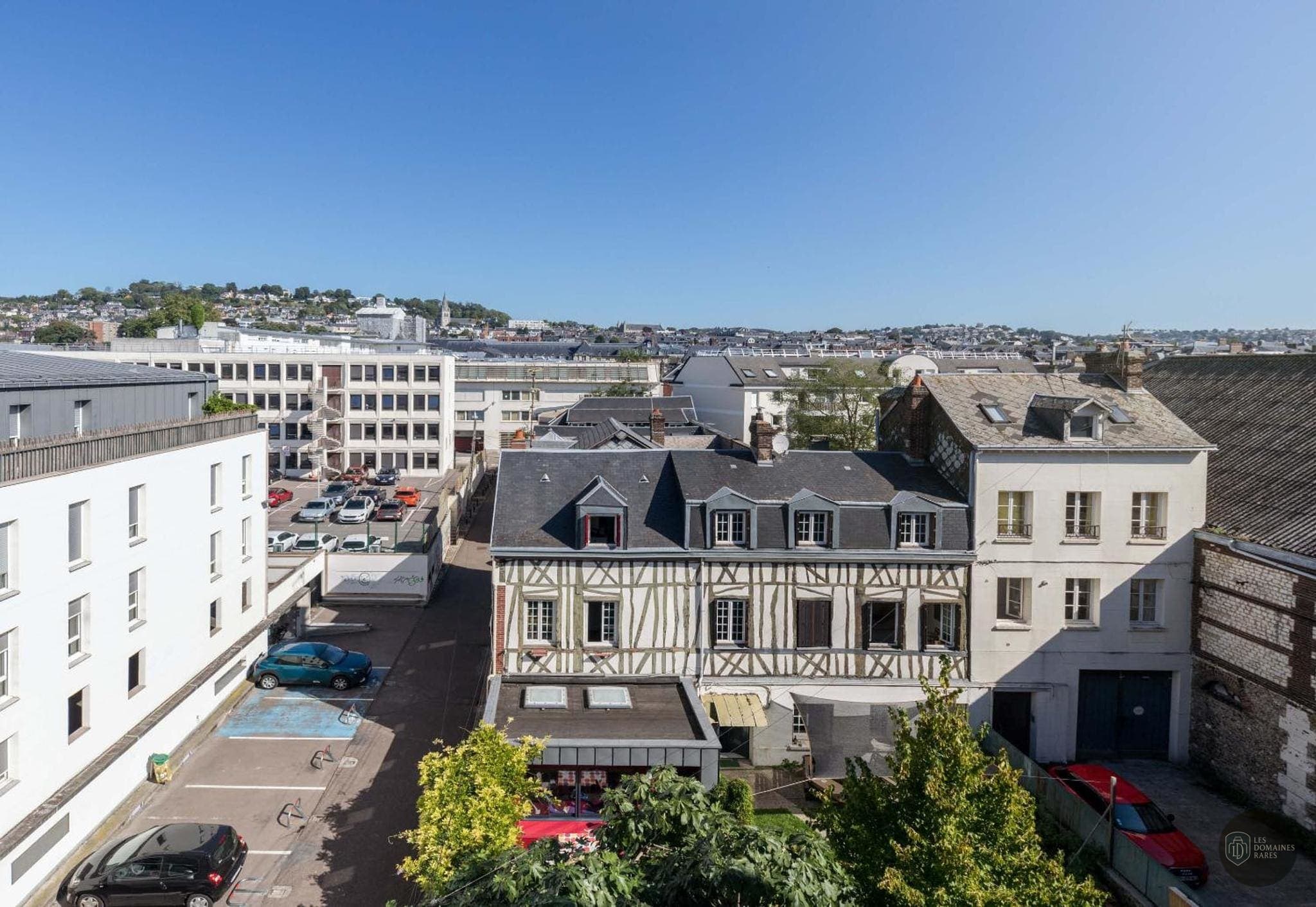 Vue extérieure du lieu BB Rouen Rive Droite à Rouen en Normandie